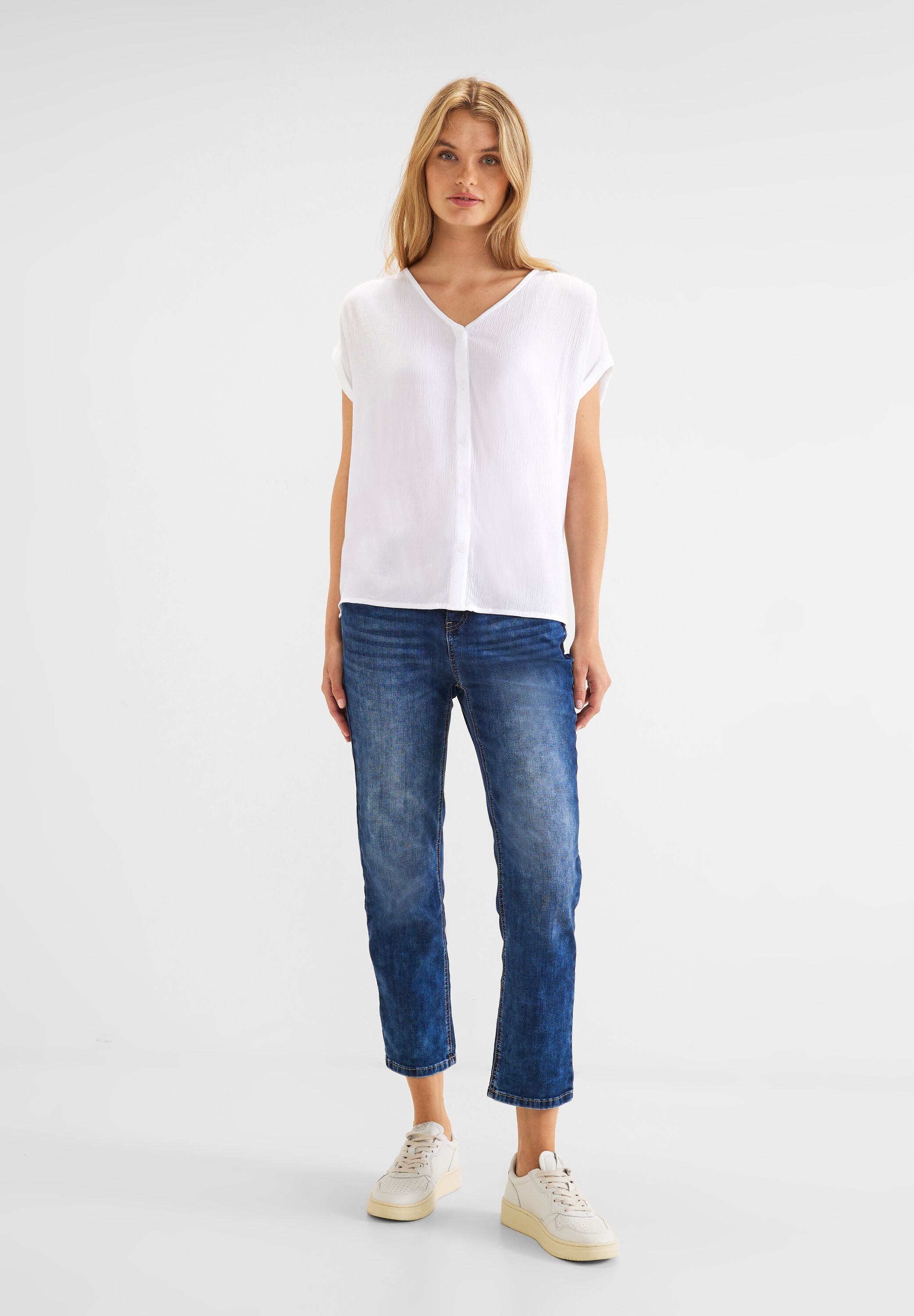 Shirt im Materialmix