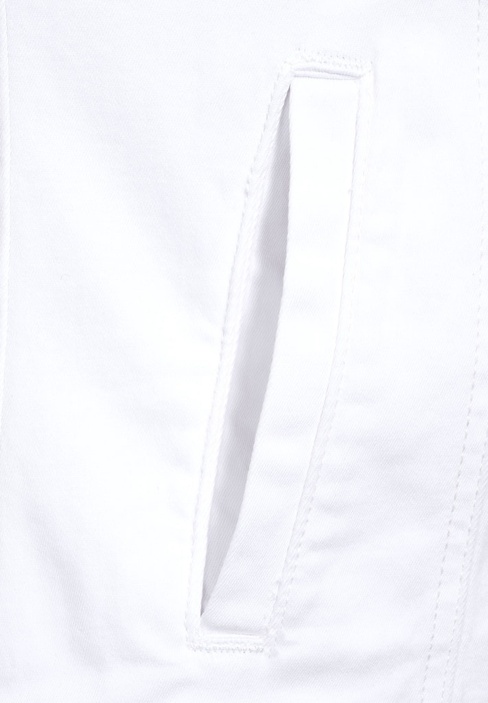 Farbige Jeansjacke