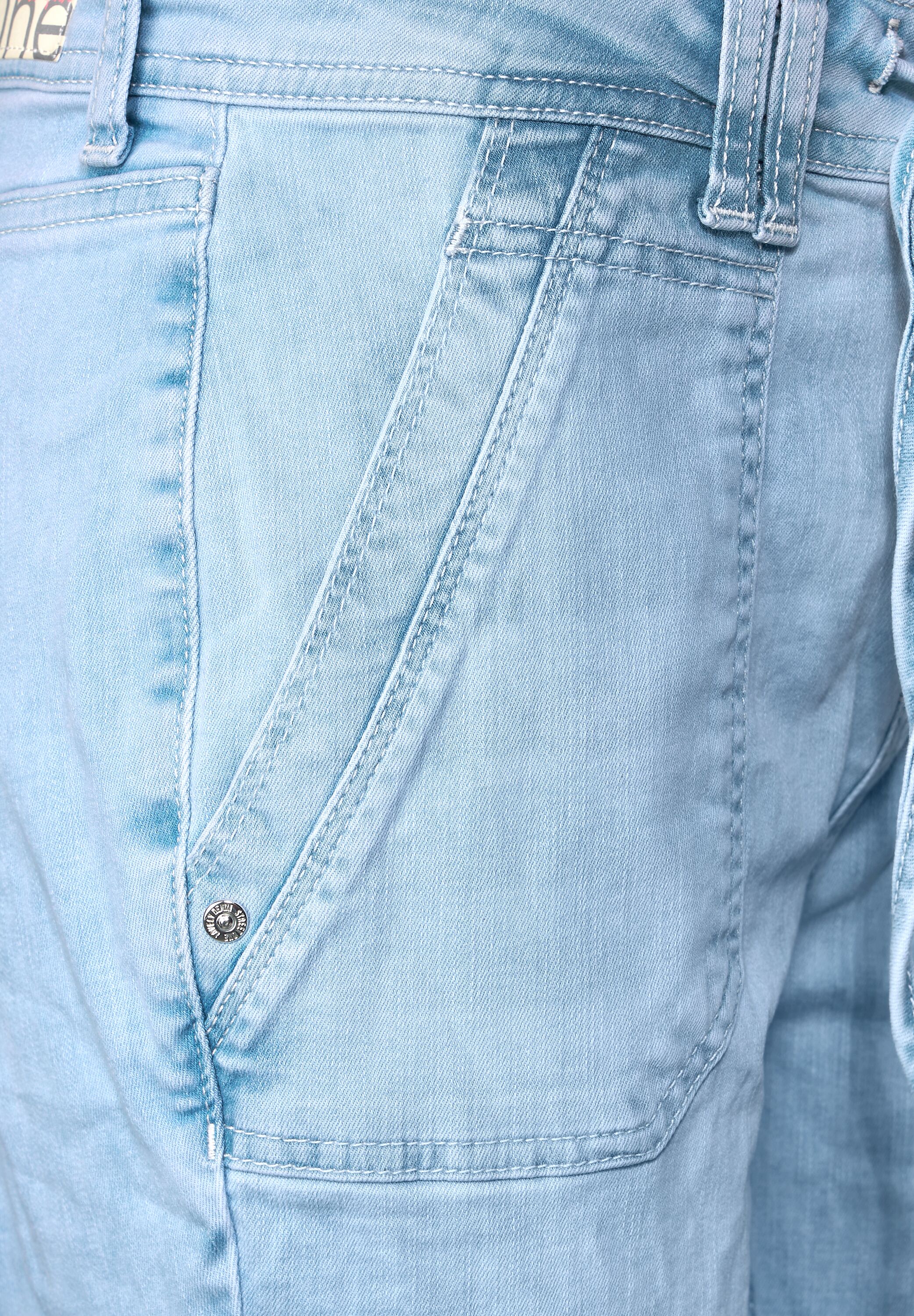 Loose Fit Jeans