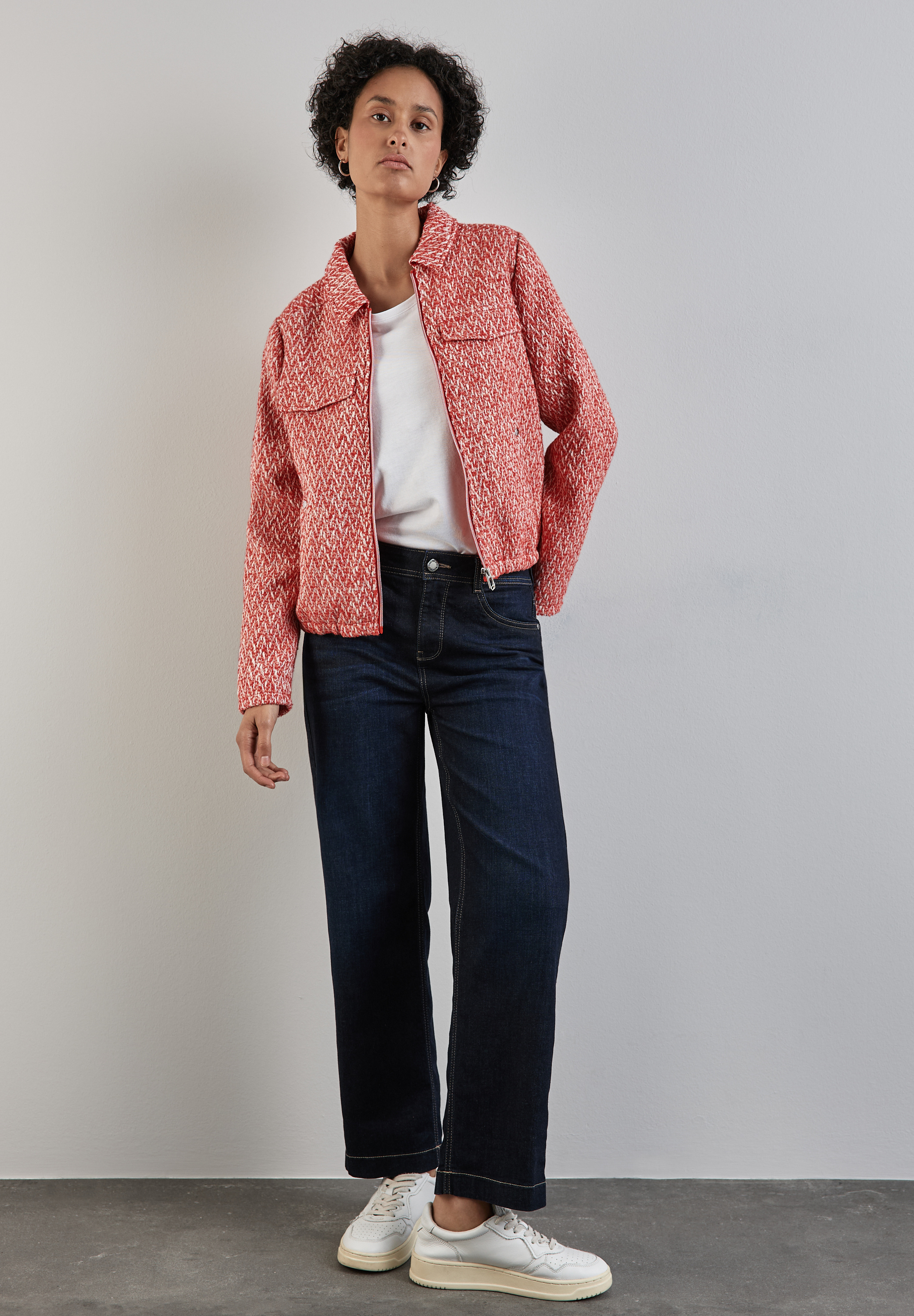 Kurze Bouclé-Jacke