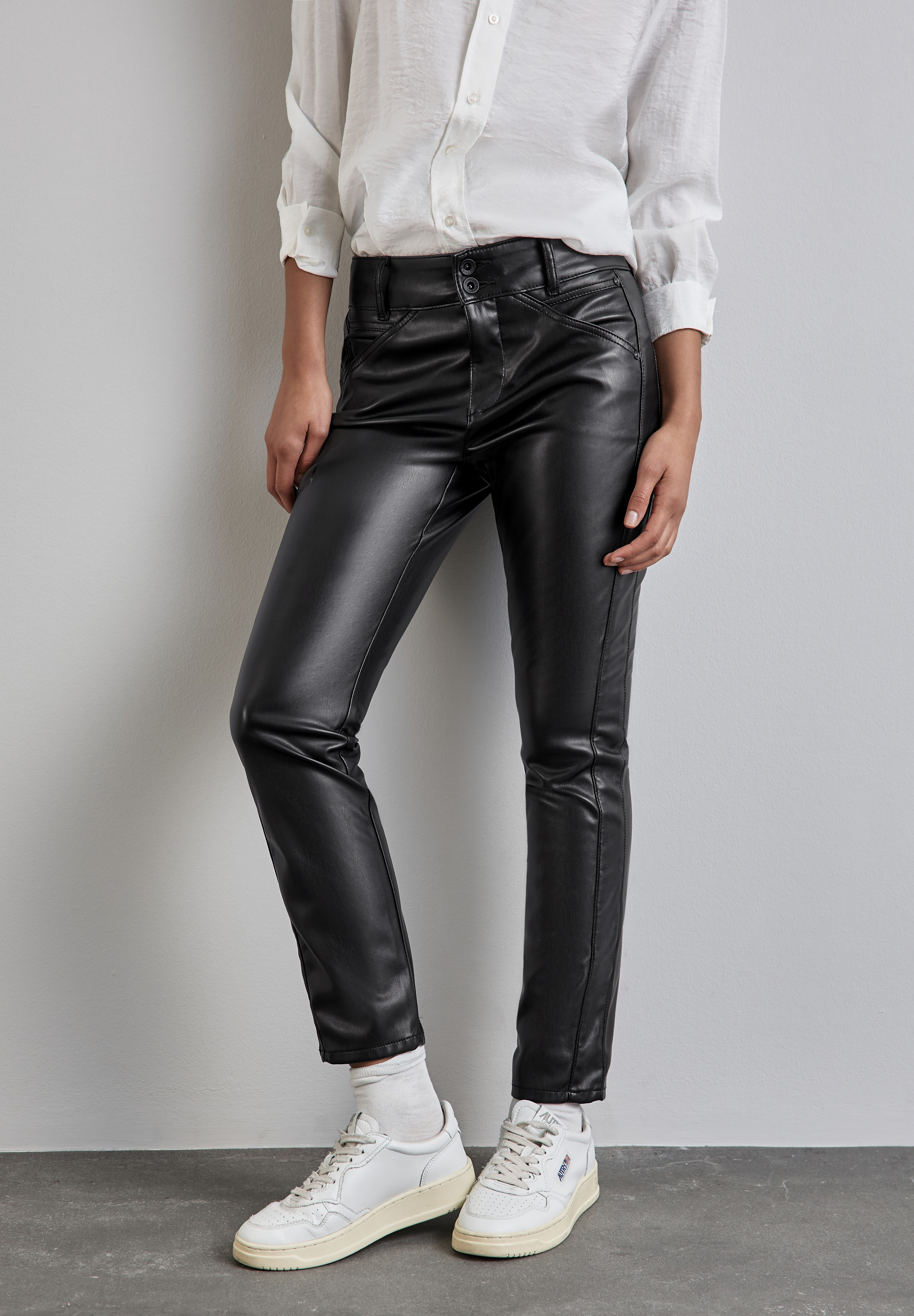 Beschichtete Hose