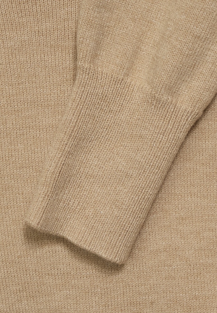 Pullover mit Stehkragen