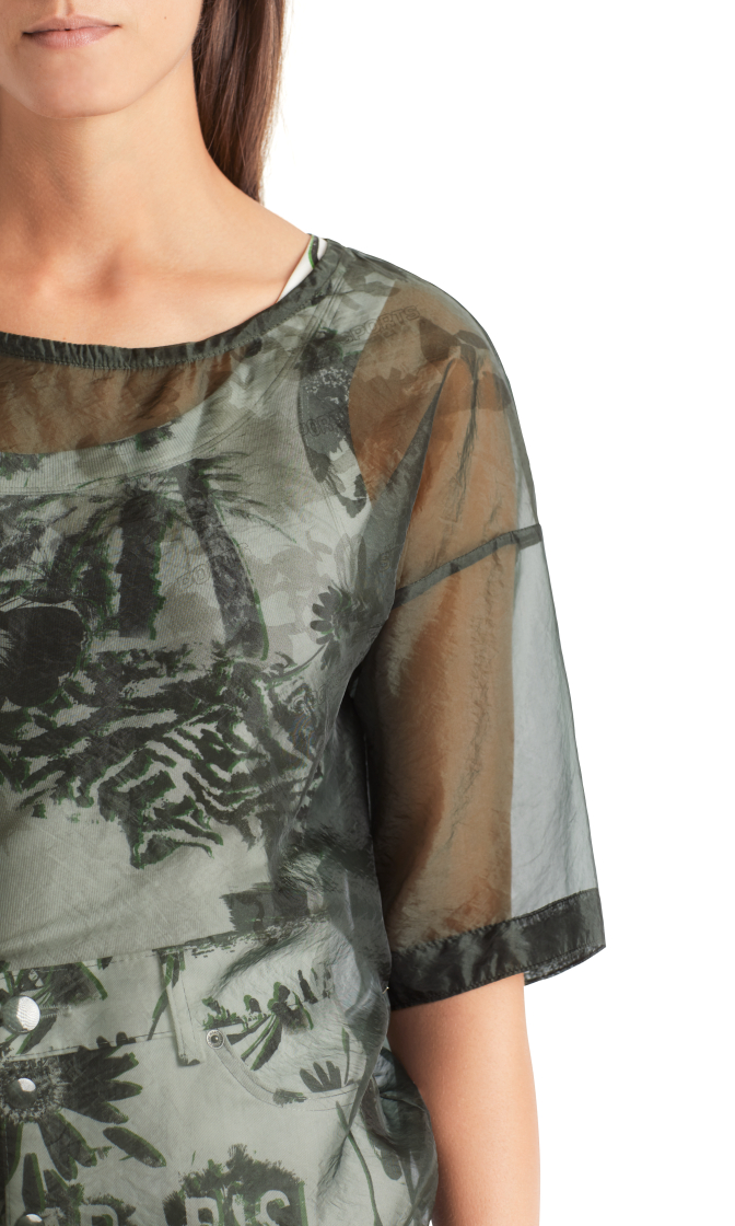 Shirt aus Organza