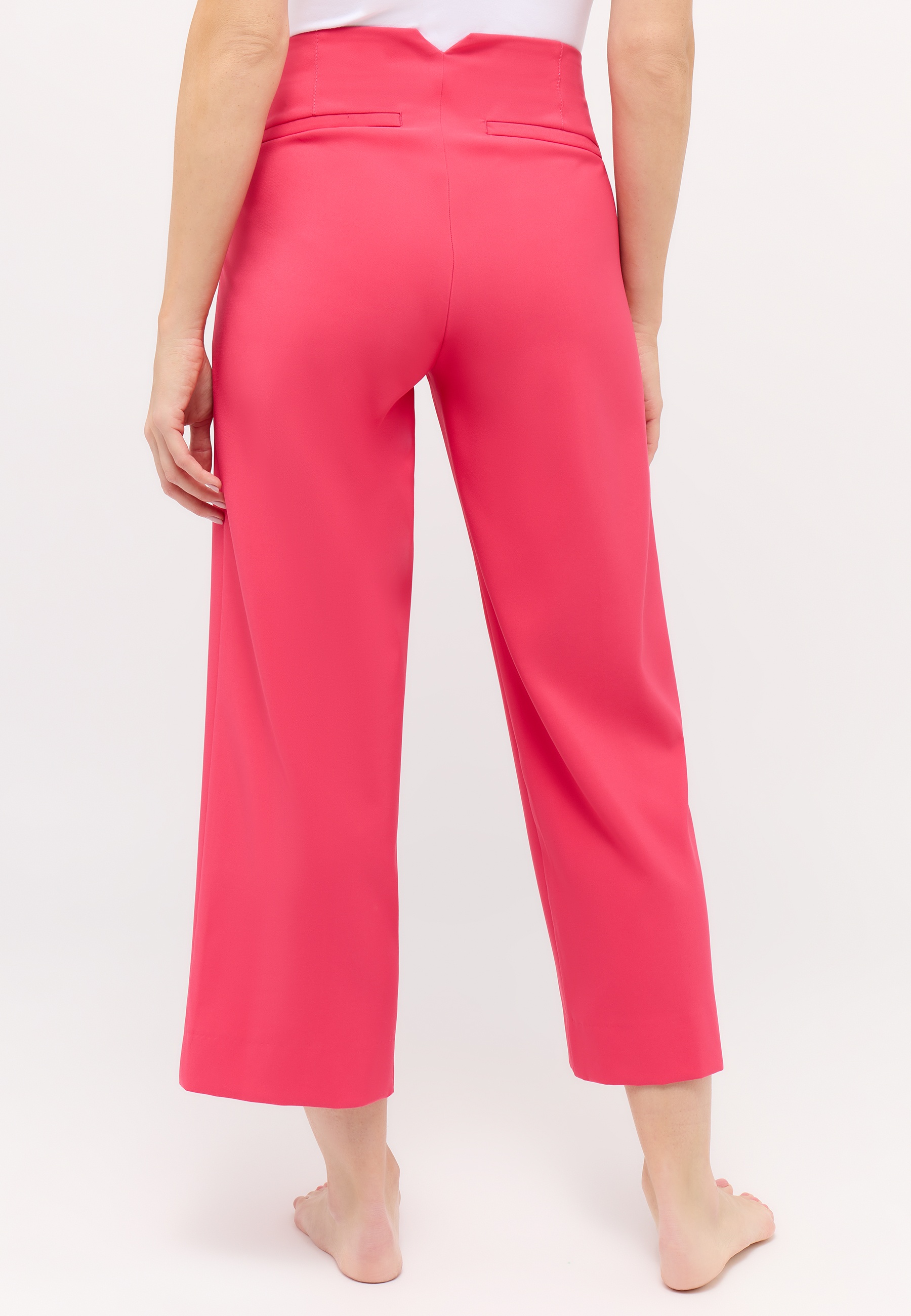 LINN CHIC