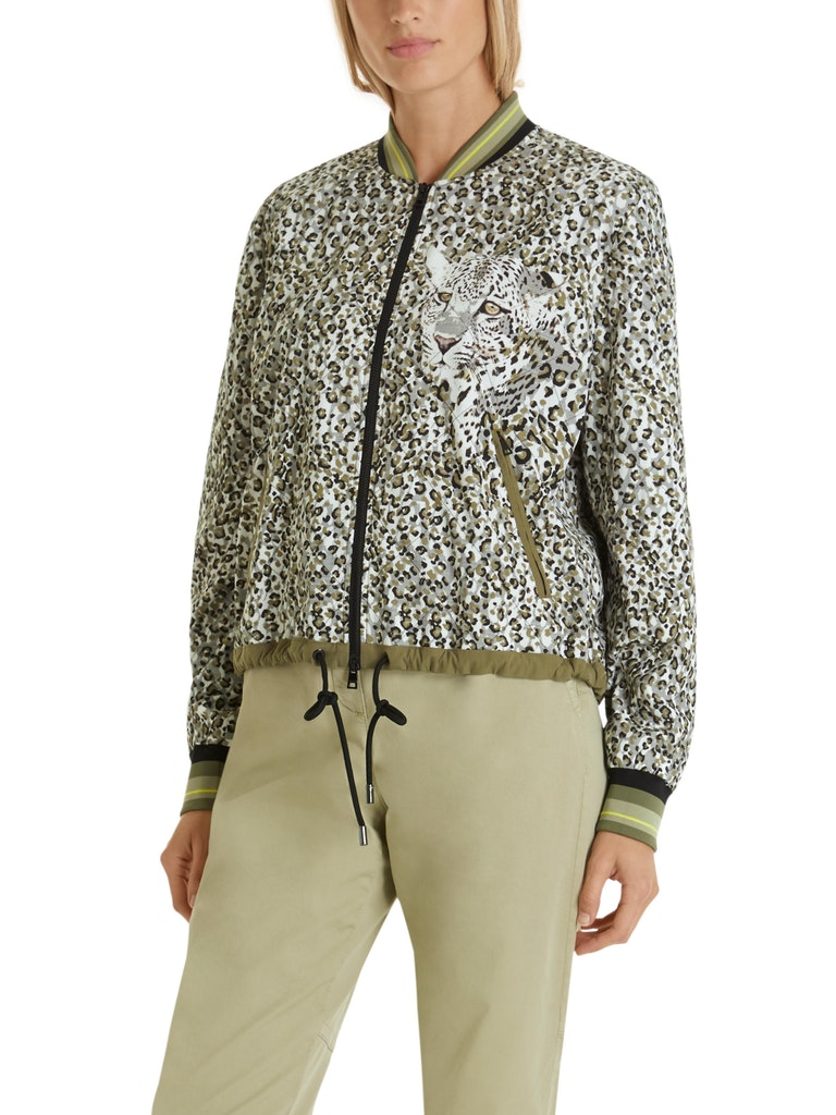 Jacke mit Leomuster