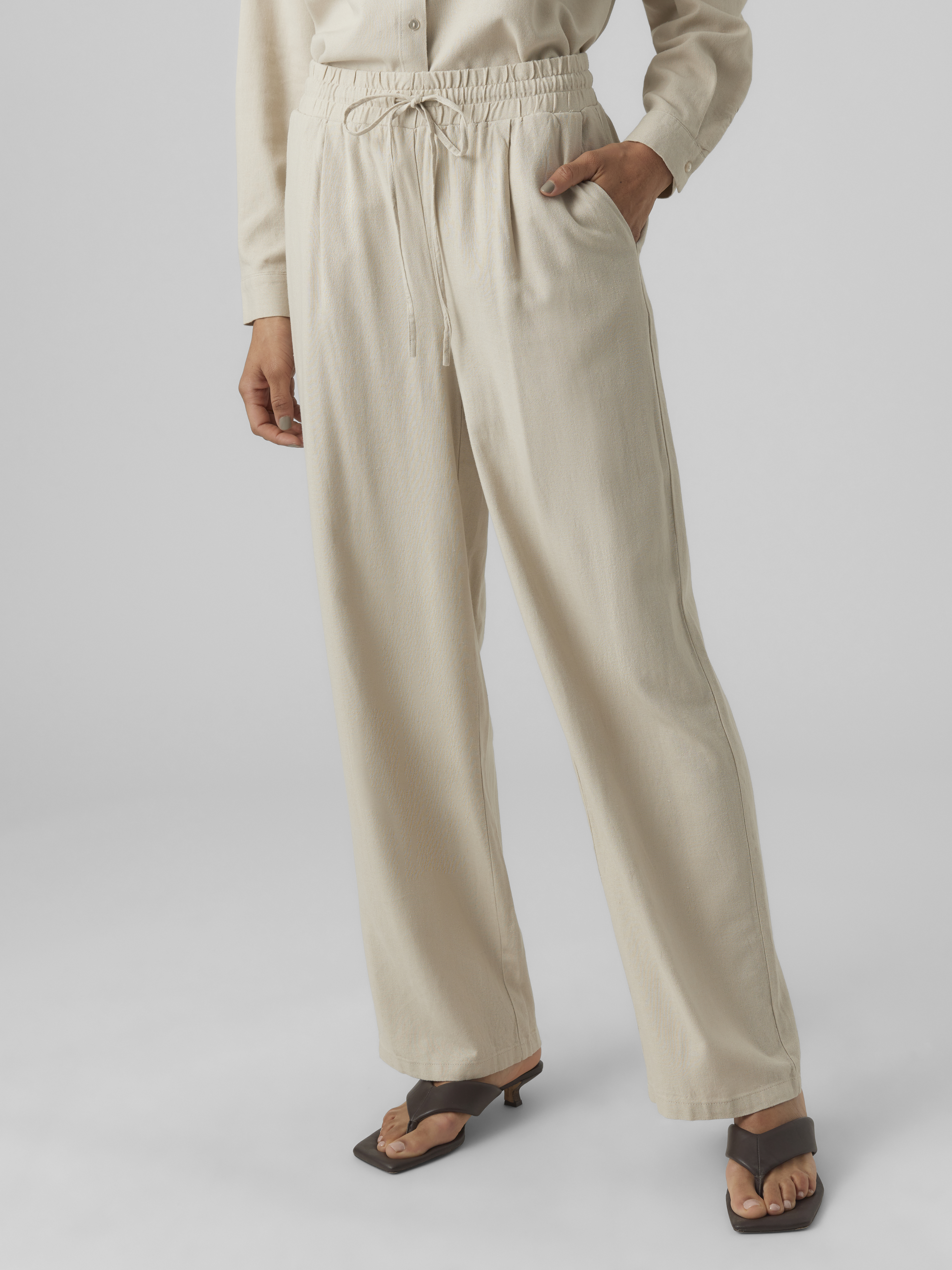 VMJESMILO HW WIDE PANTS WVN GA NOOS