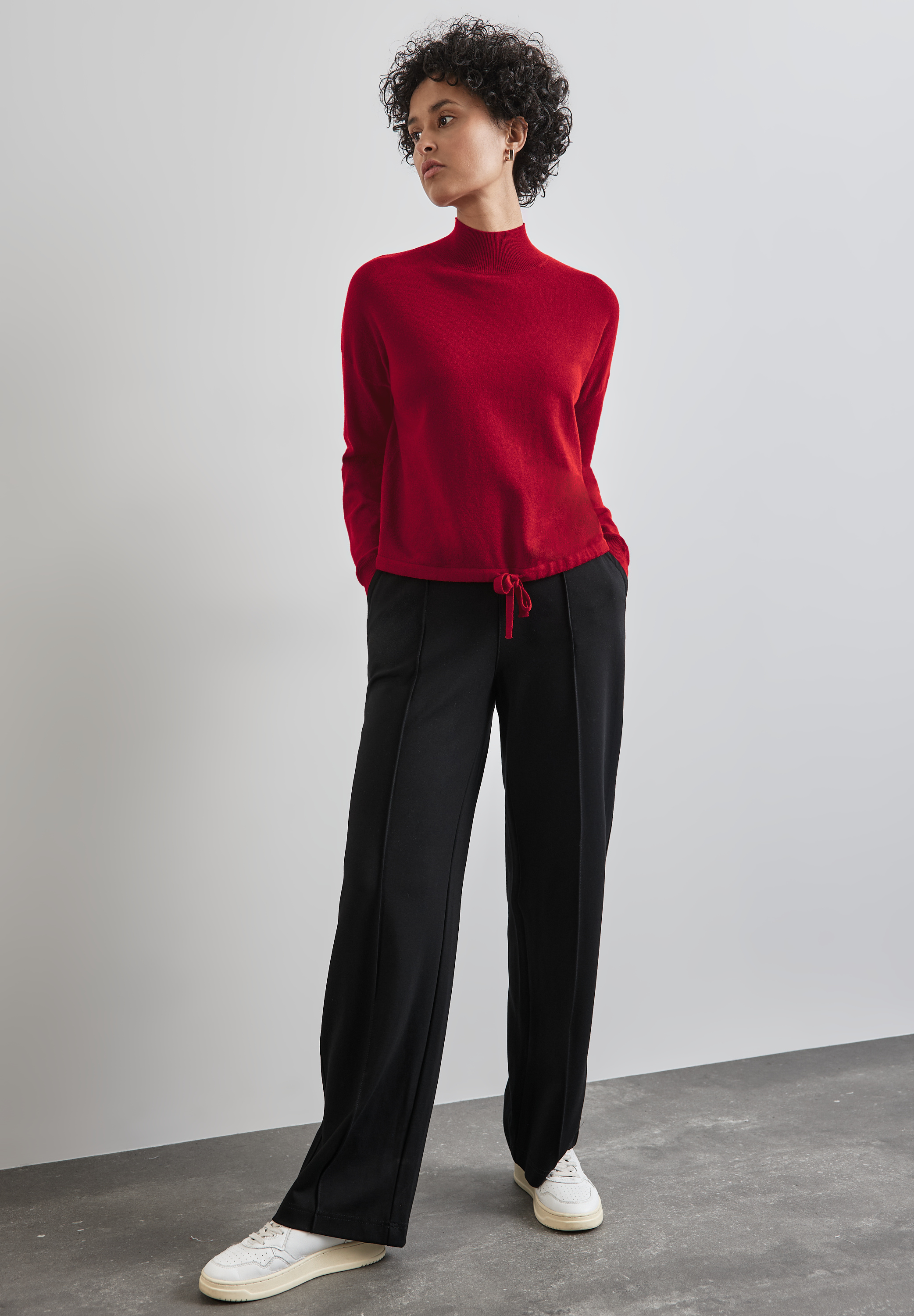 Kurzer Turtleneck-Sweater
