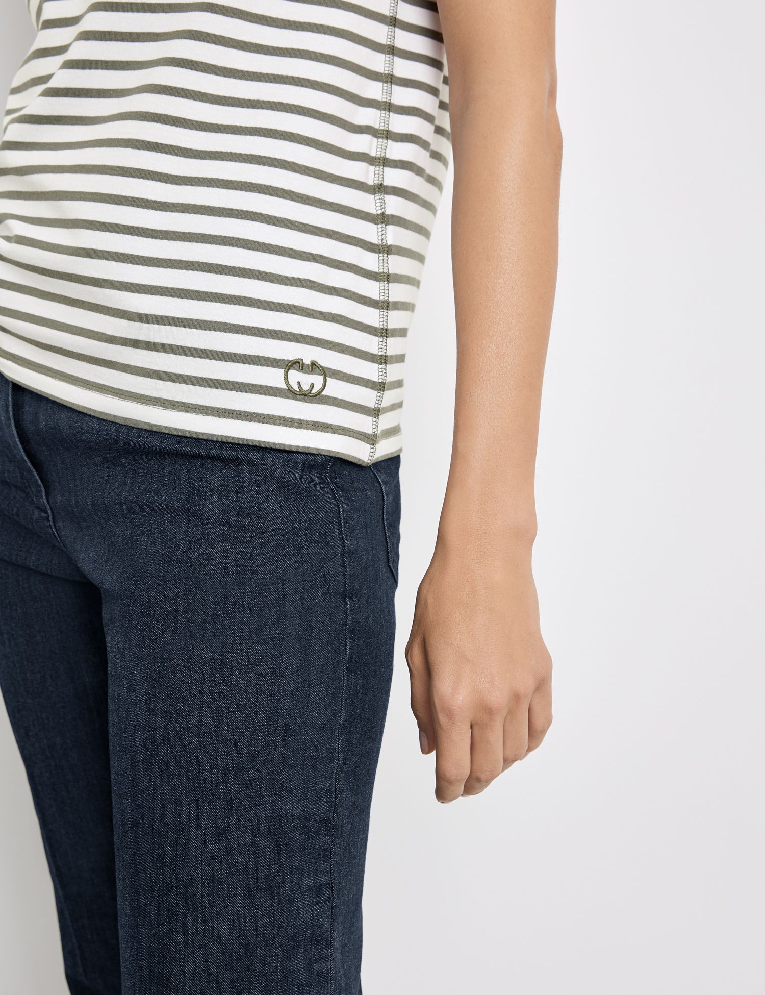 Gestreiftes Basic T-Shirt