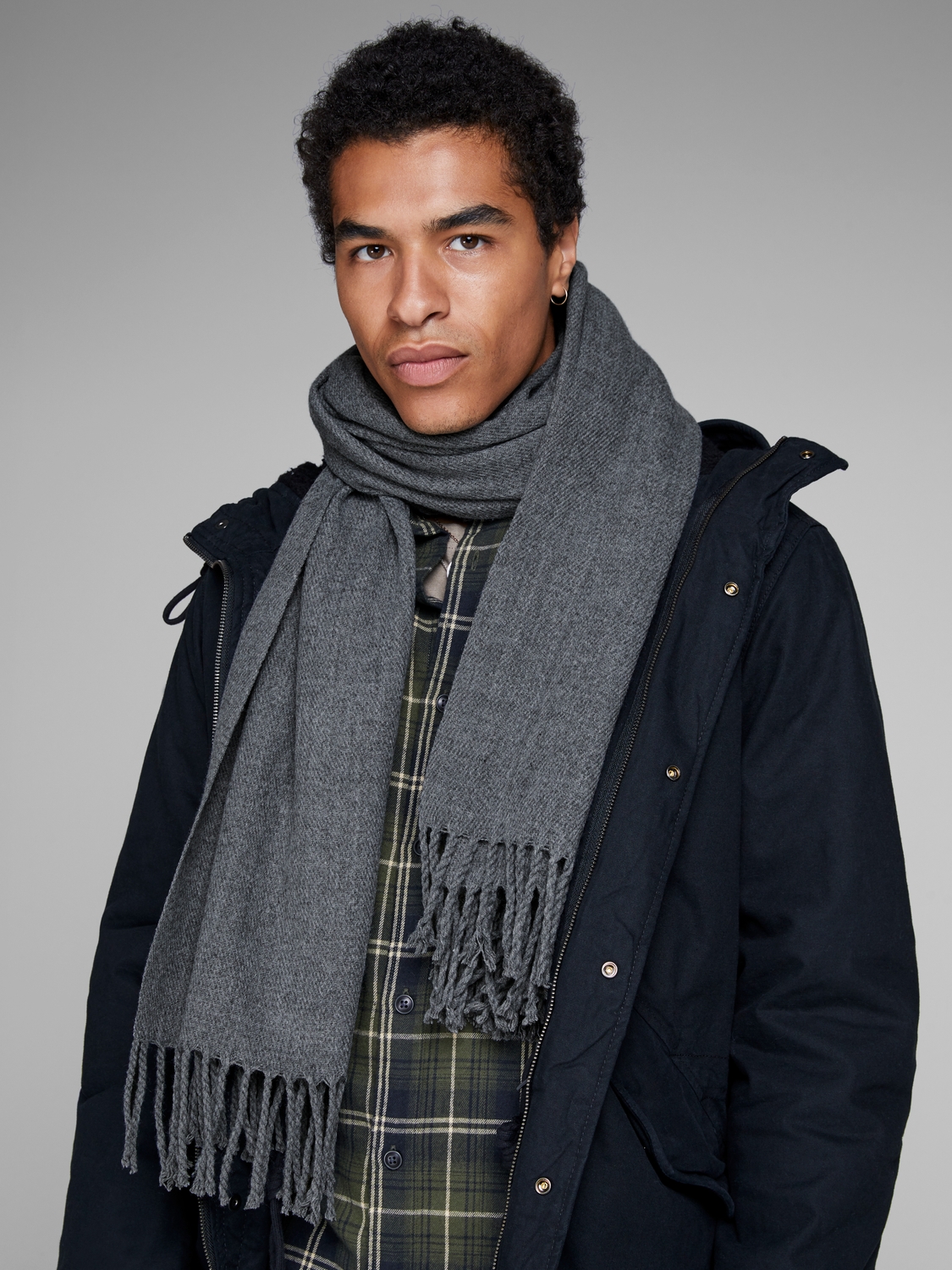 JACSOLID WOVEN SCARF NOOS