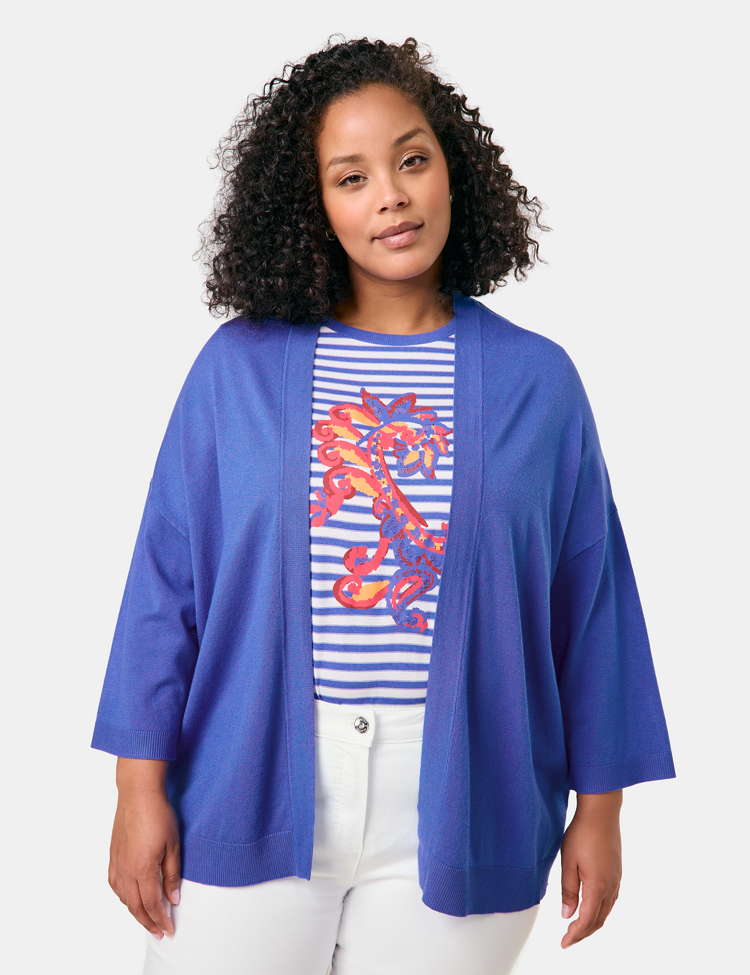 Lässige Strickjacke mit halbem Arm