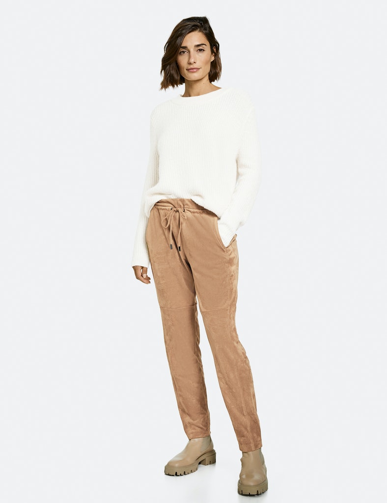 Jogpants mit Velourstouch
