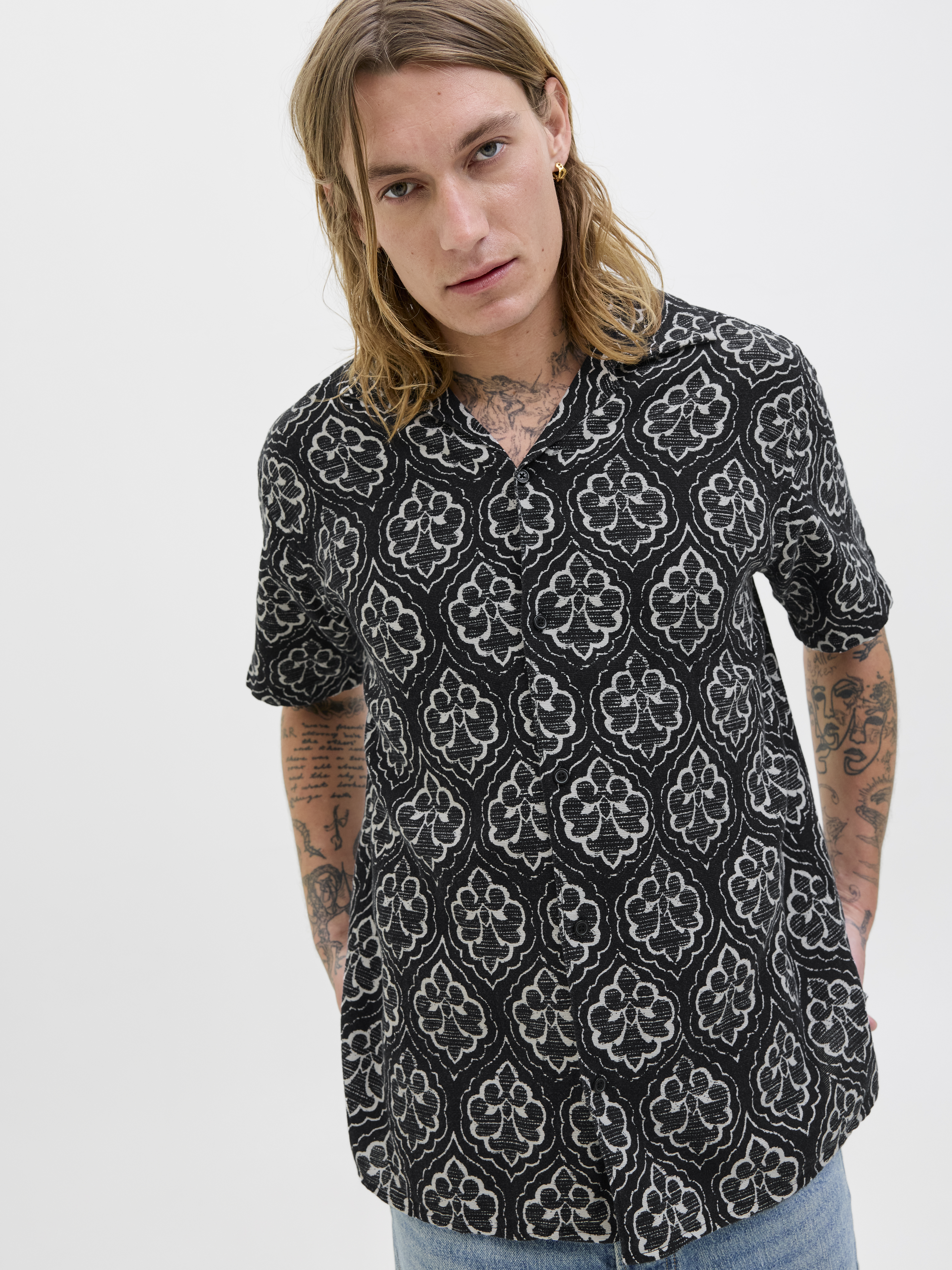 JORHYDRA NOTO SHIRT SS LN