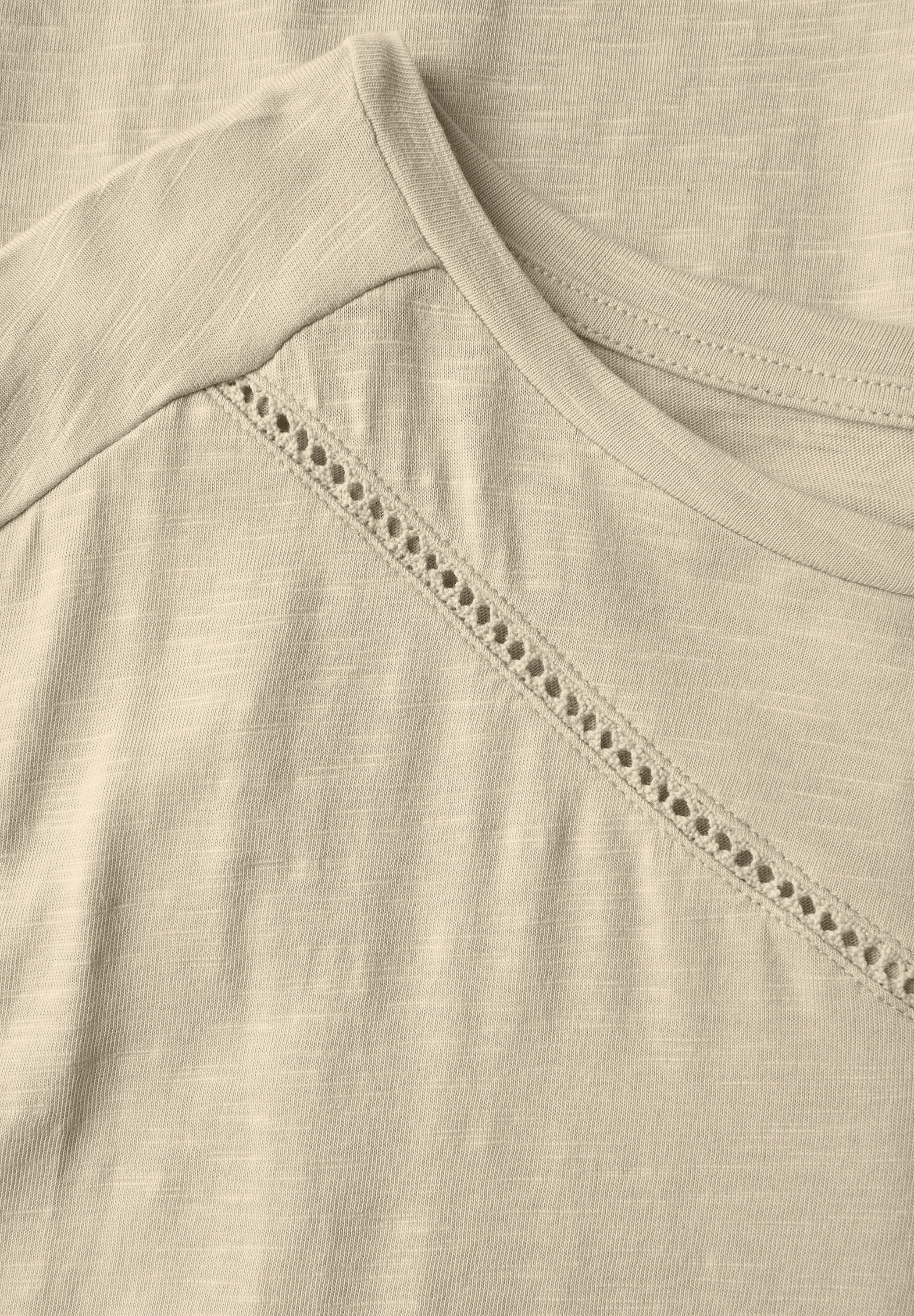 Shirt mit Dekotape Shirt mit Dekotape