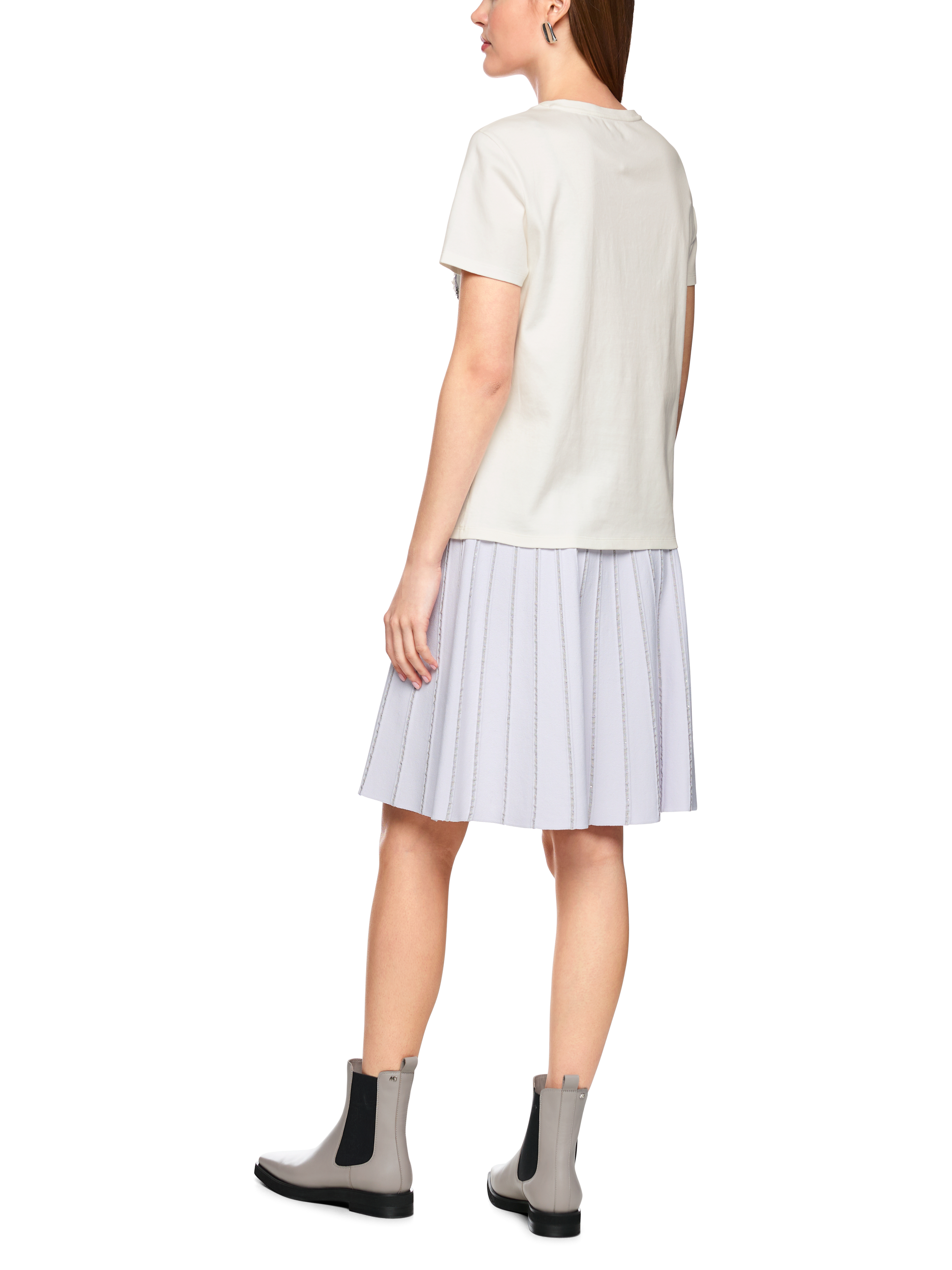 T-Shirt mit 3D-Applikation