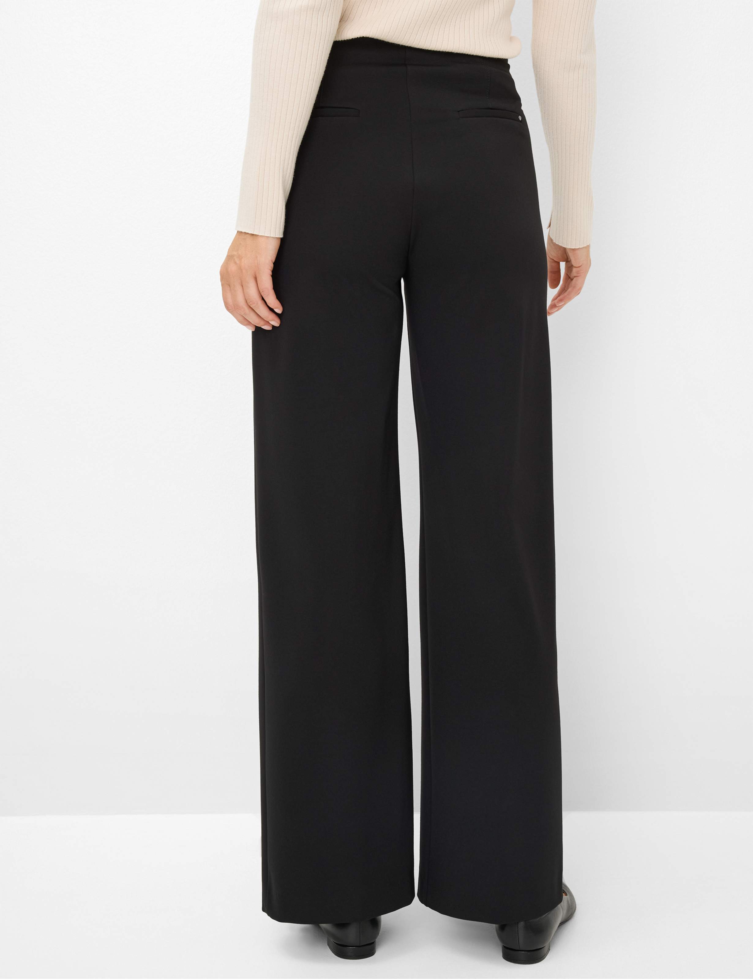 Style Lillyth Flared