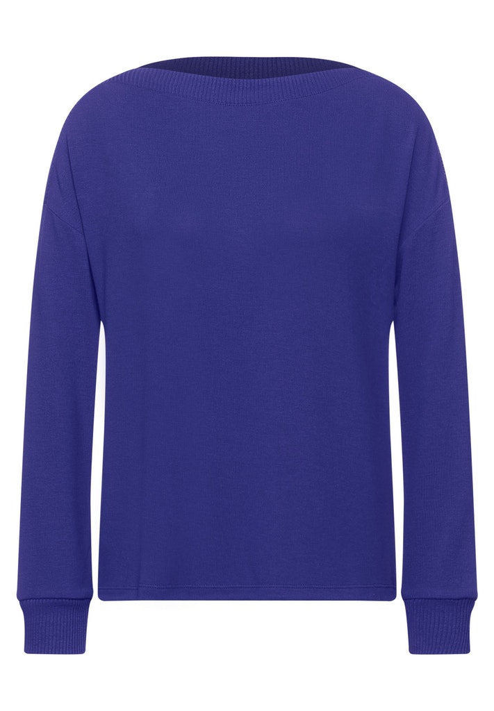 Shirt mit U-Boot Ausschnitt