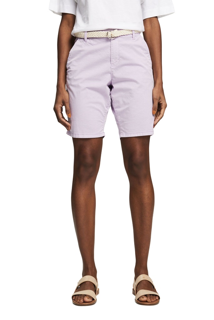 Shorts mit geflochtenem Gürtel