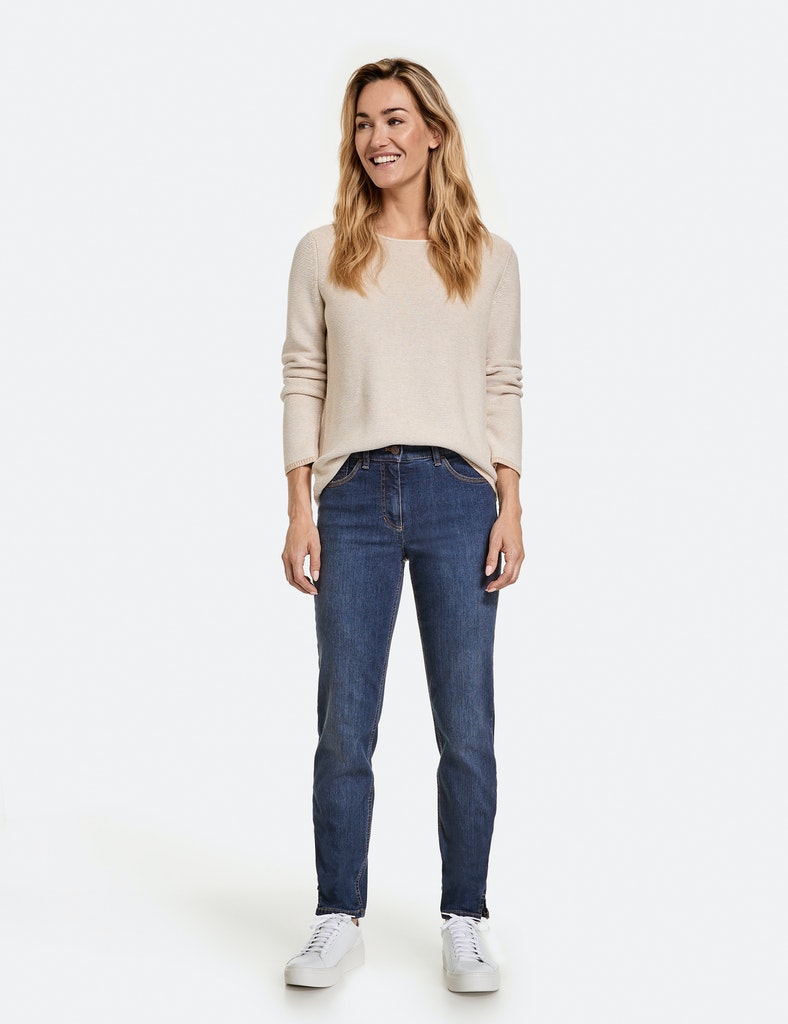 HOSE JEANS VERKUERZT