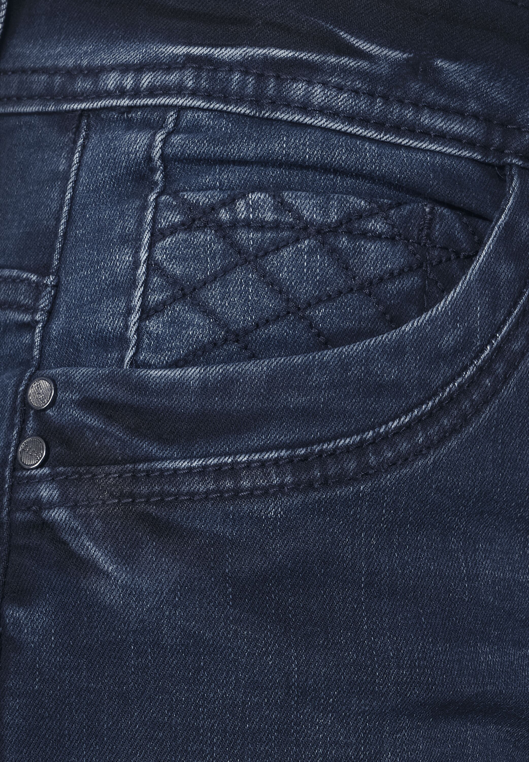 Slim Fit Cropped Jeans
