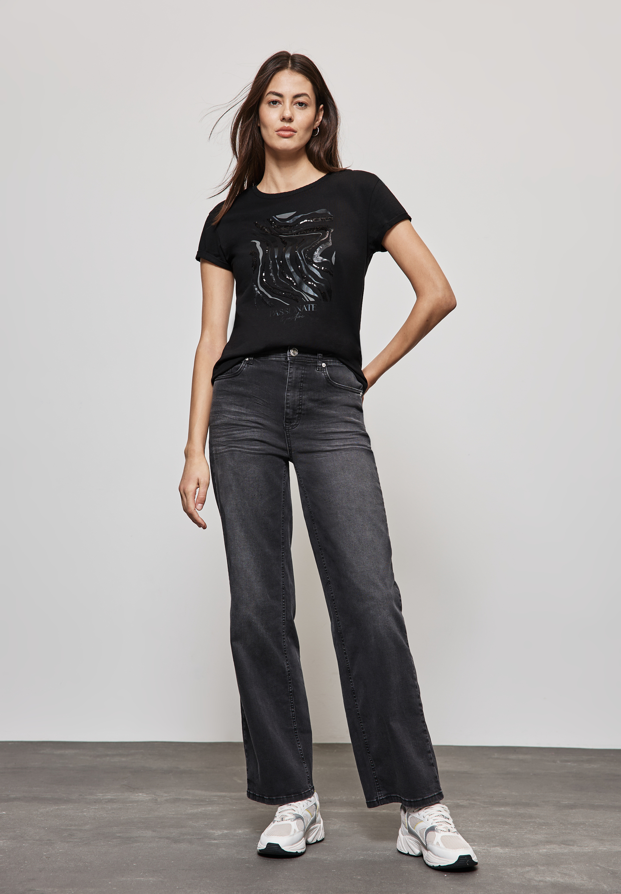 T-Shirt mit Pailetten