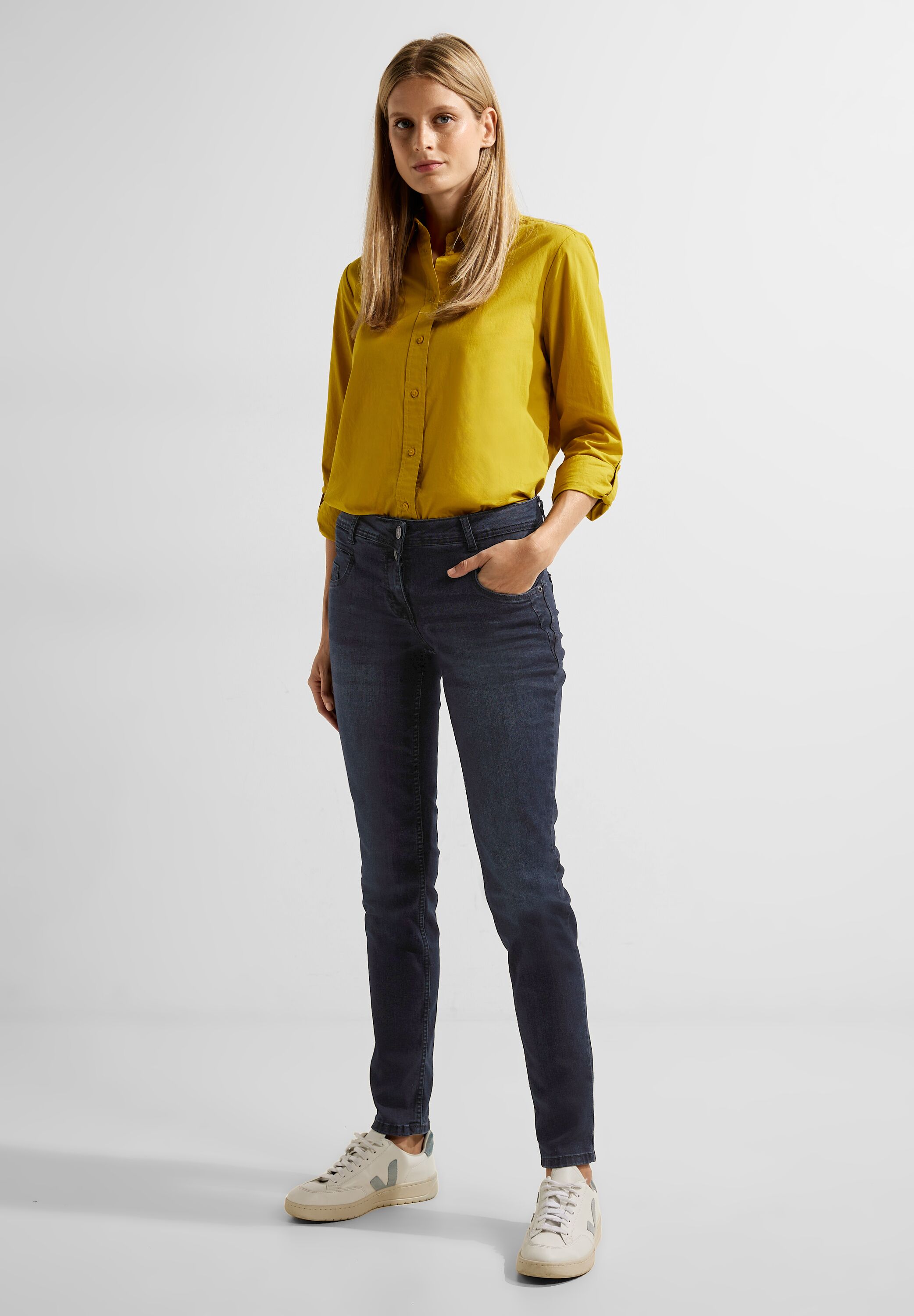 Loose Fit Jeans