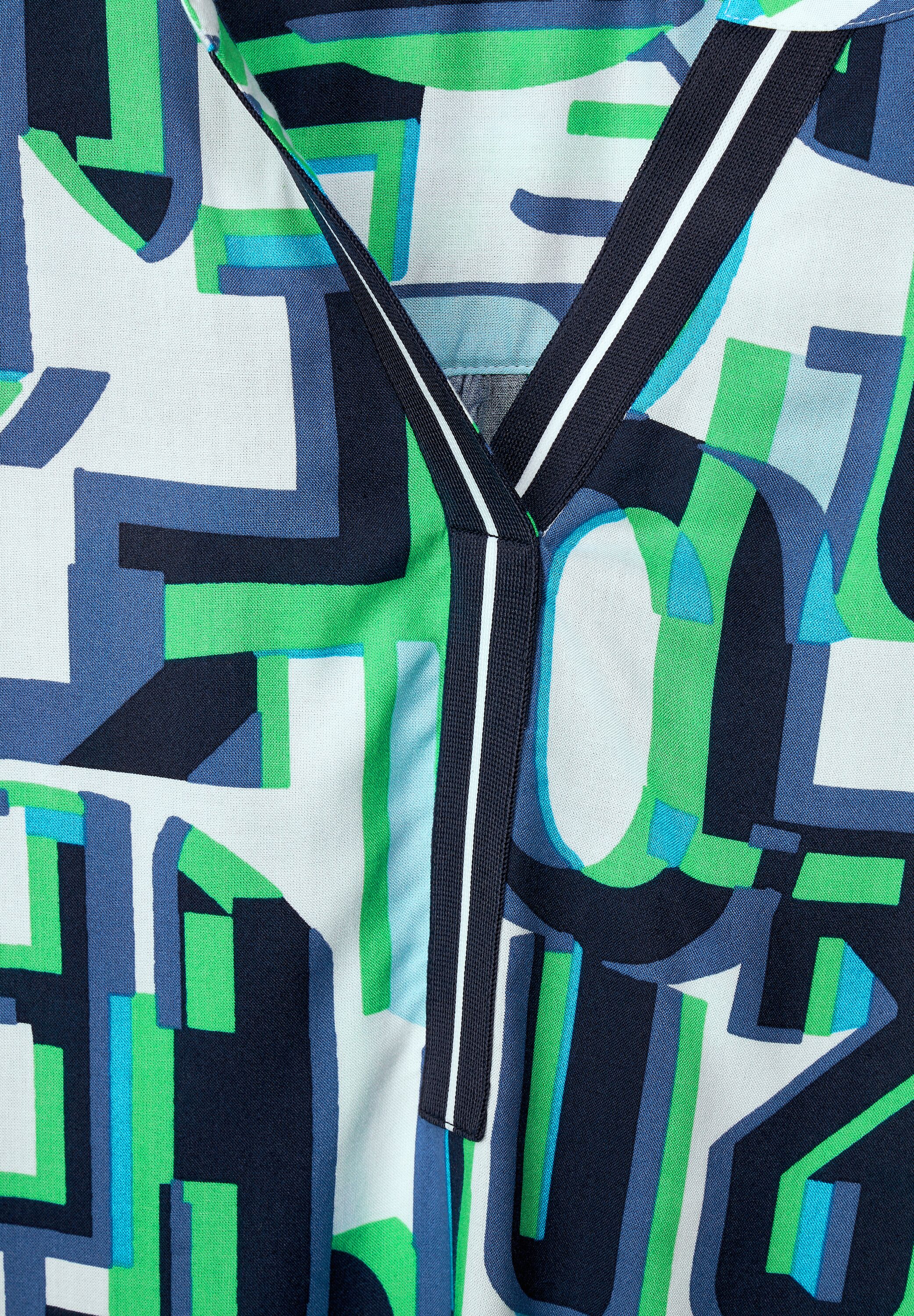 Multicolor Print Bluse