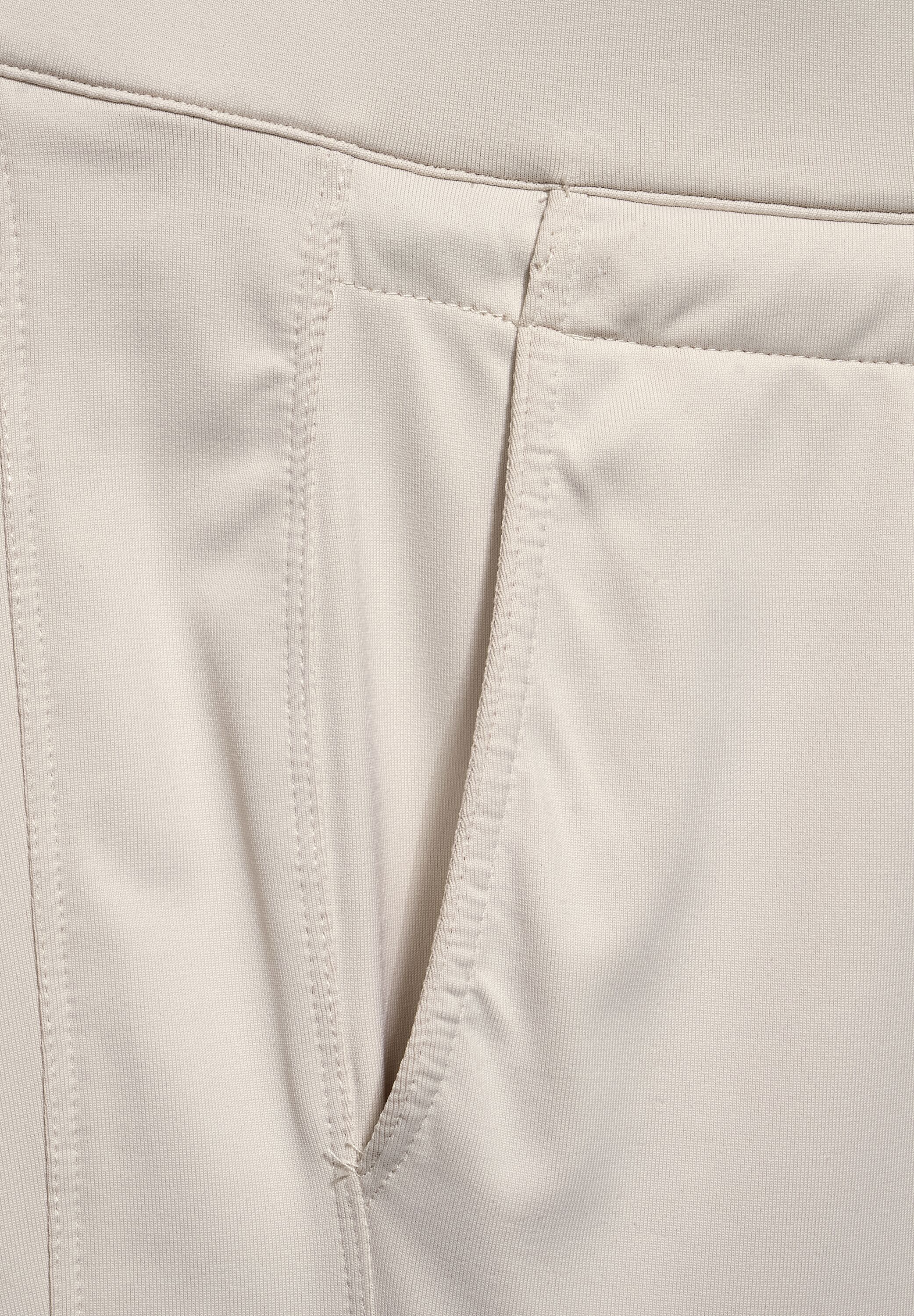 Loose Fit Hose in Länge 22