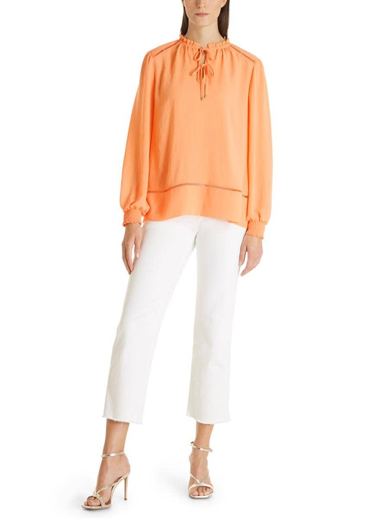 Weite Bluse mit Smokdetails