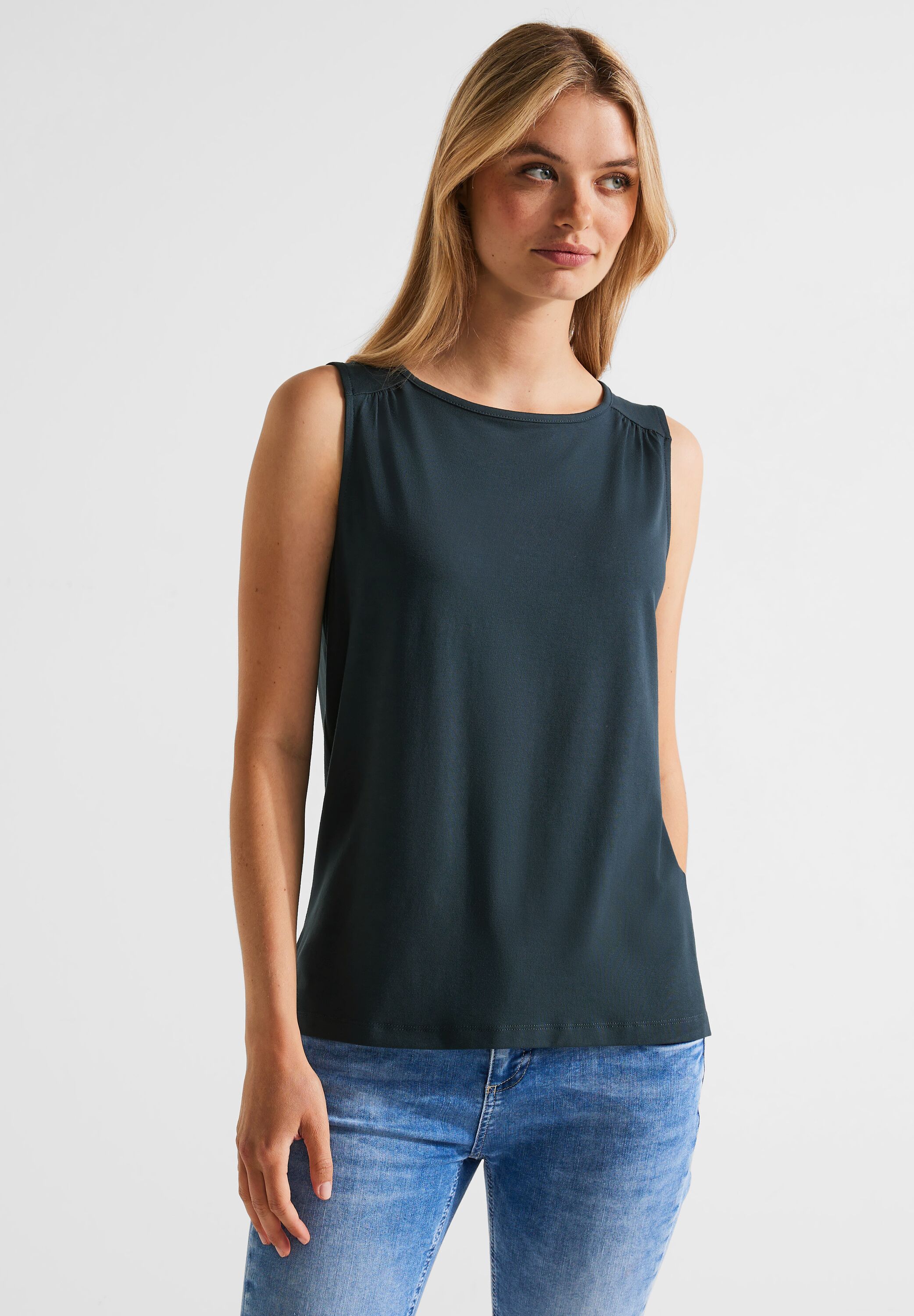 Basic Top in Unifarbe