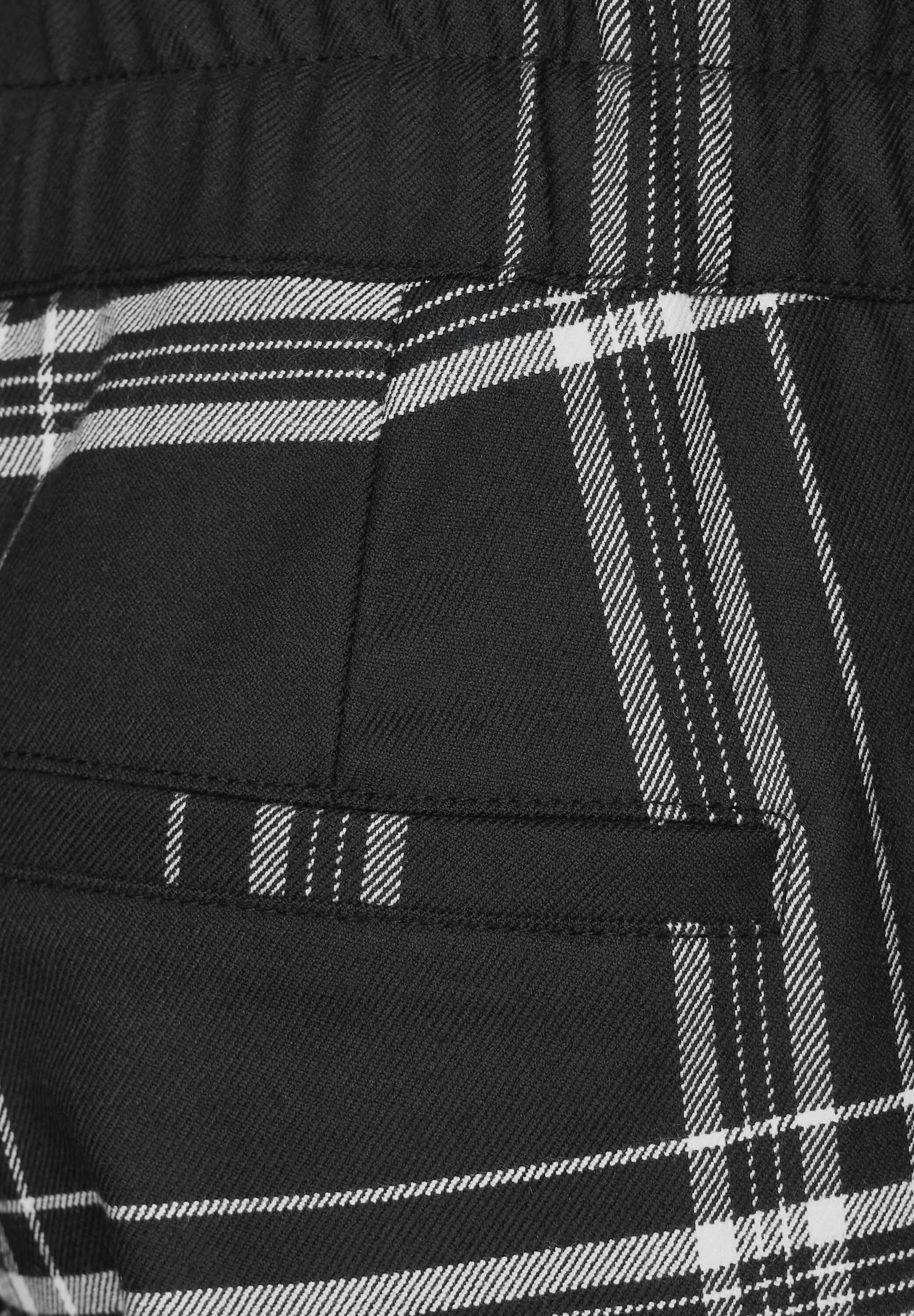 Loose Fit Karohose