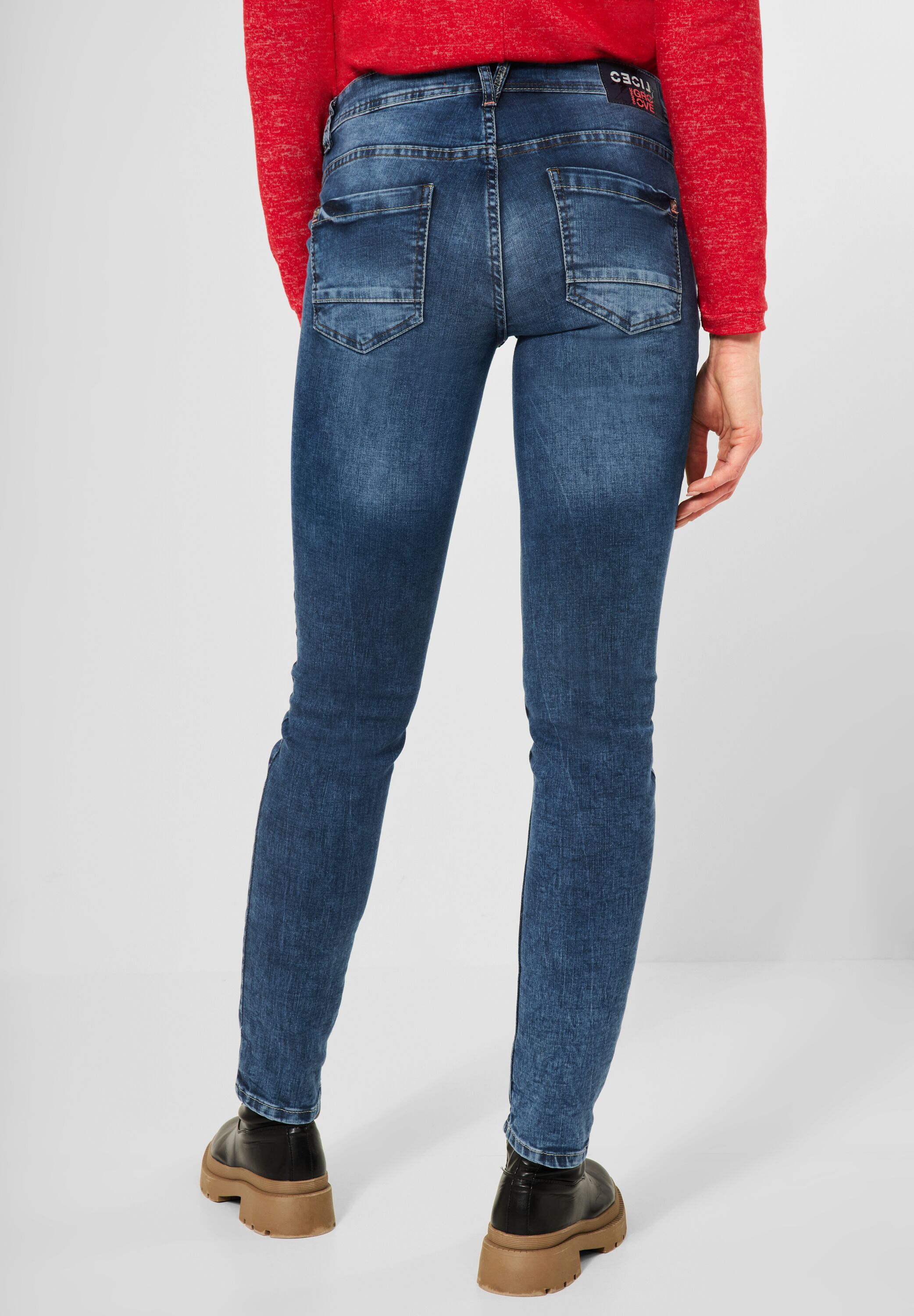 Loose Fit Jeans