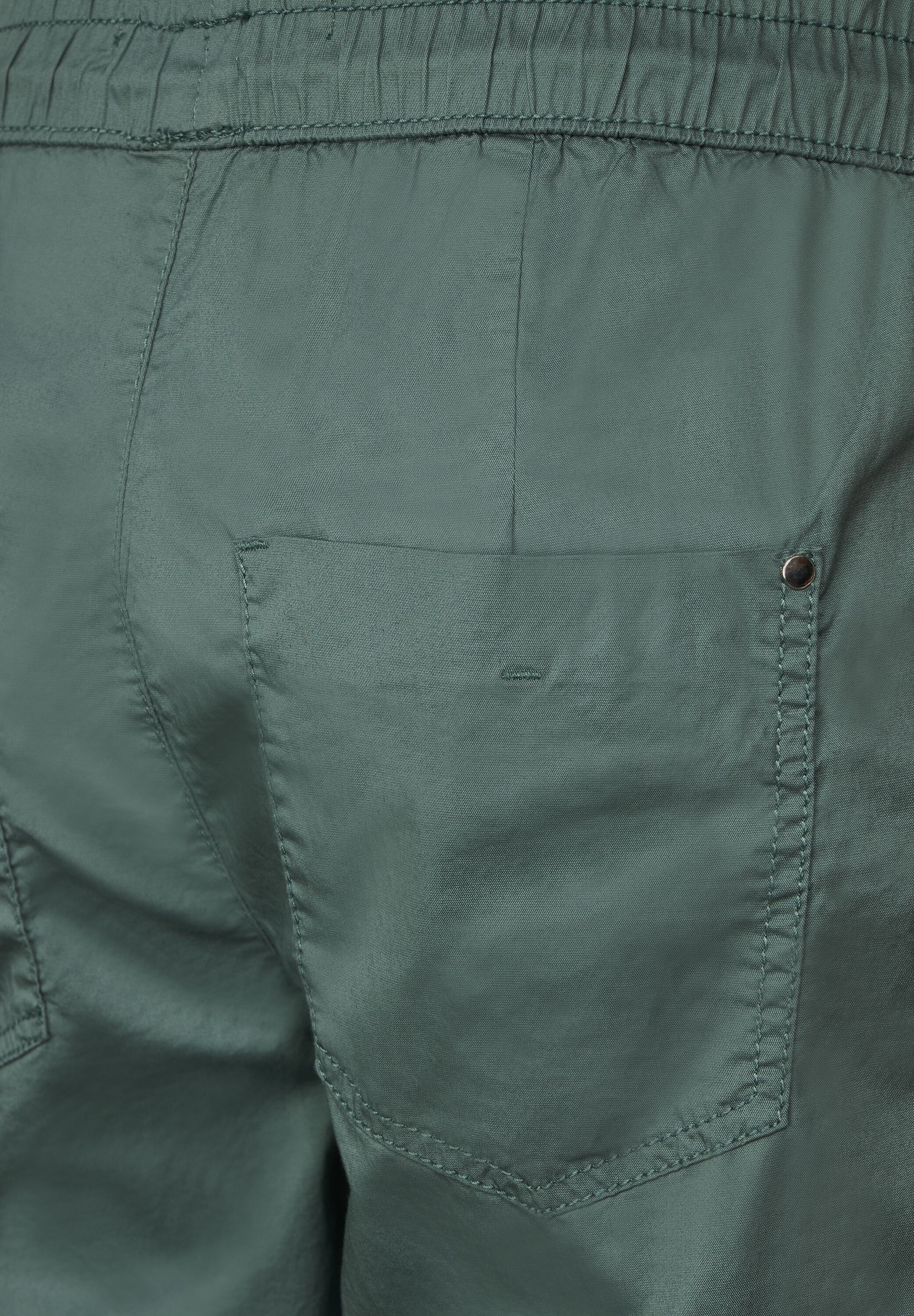 Bermuda in Loose Fit