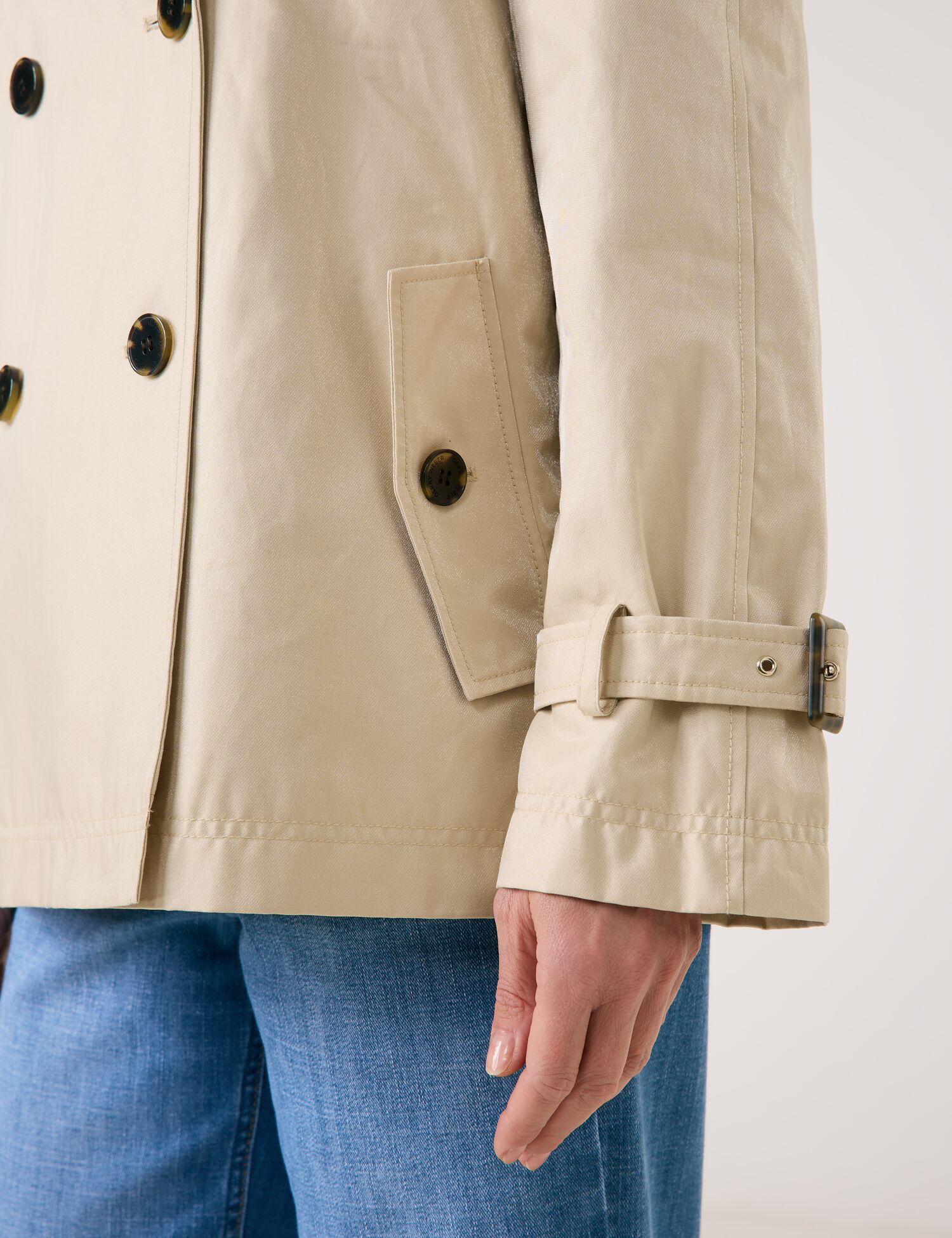 Outdoorjacke mit leichtem Glanz