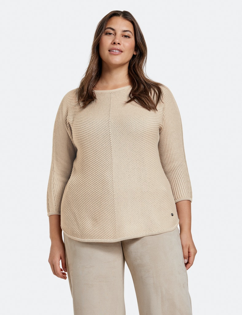 3/4 Arm Pullover mit spitz zulaufendem Saum