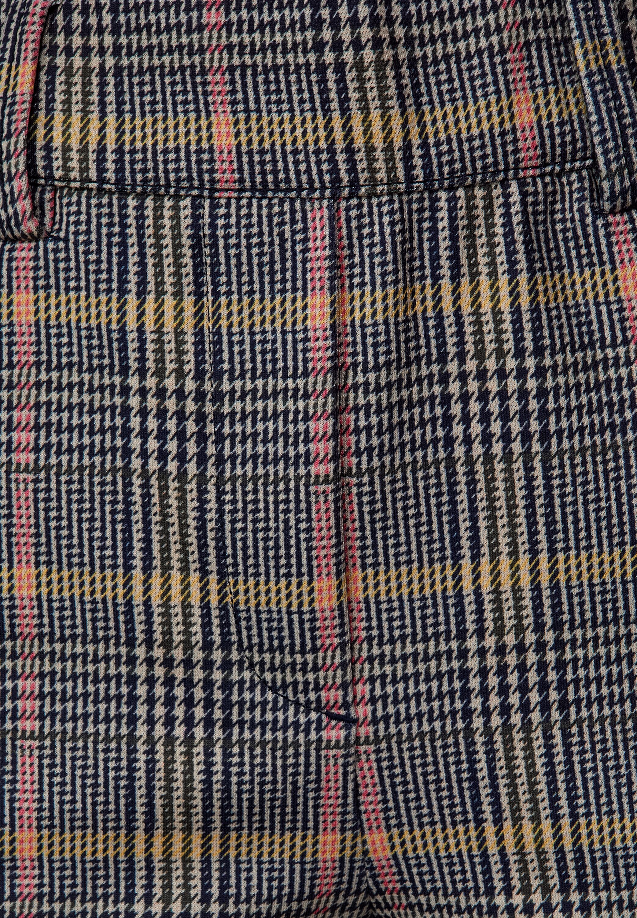 Casual Fit Hose in Glencheck