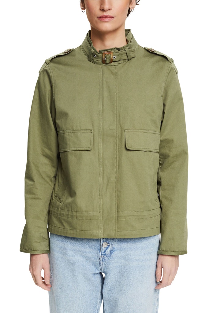 Jacke mit dekorativen Patten