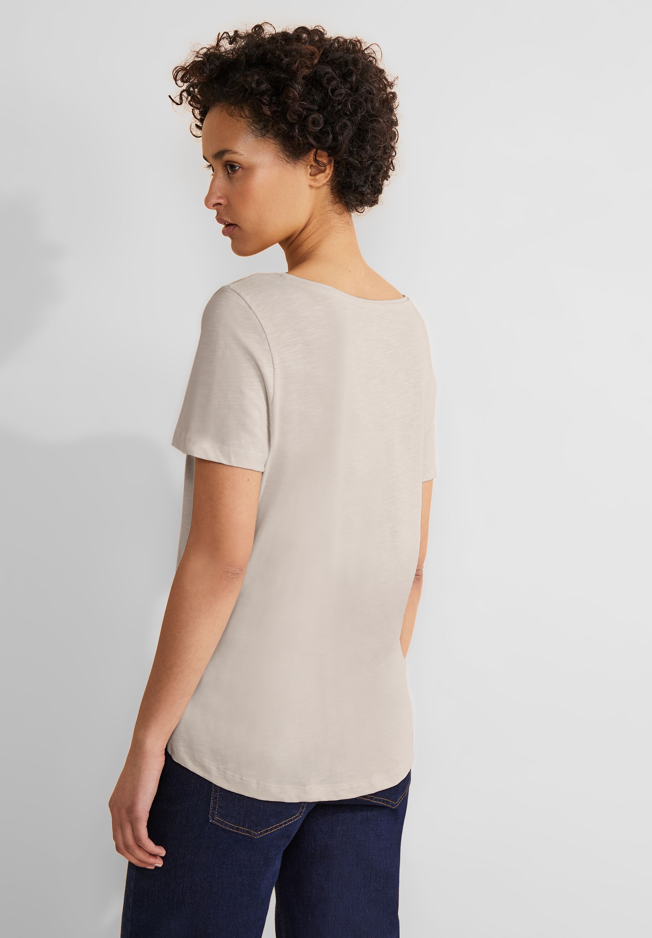 Basic T-Shirt