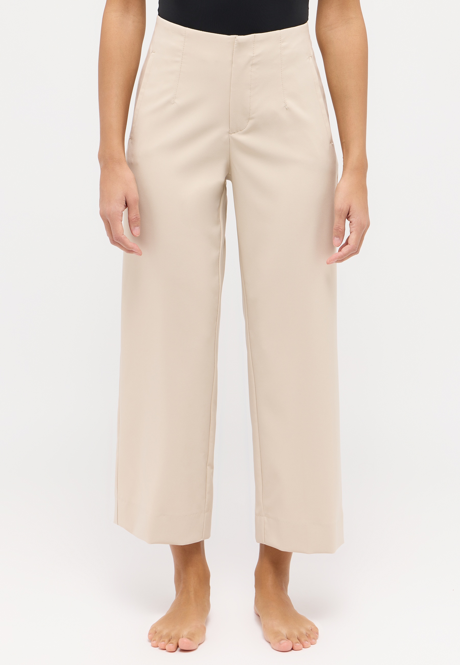 LINN CHIC