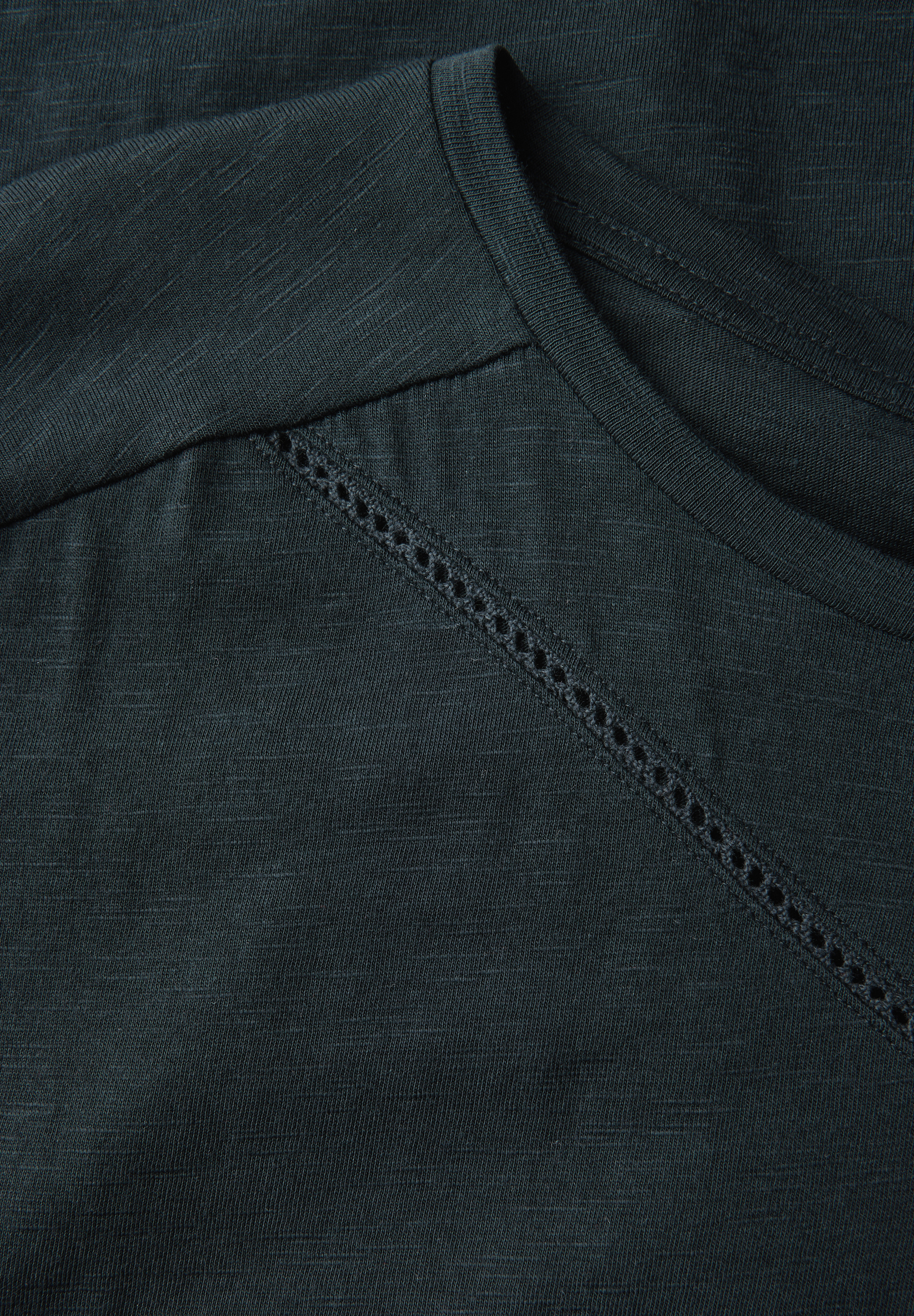 Shirt mit Dekotape