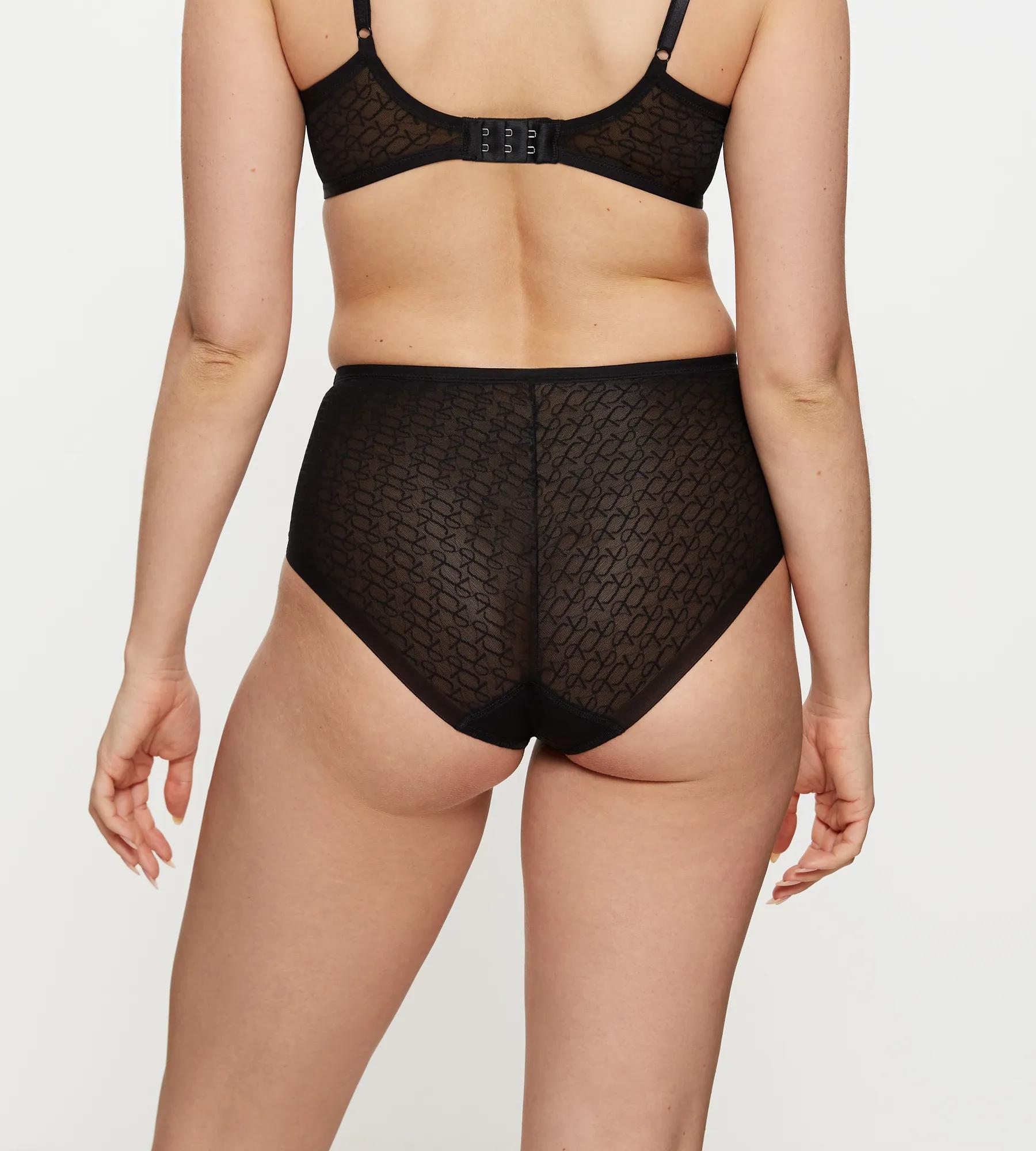 Triumph Signature Sheer Maxi EX