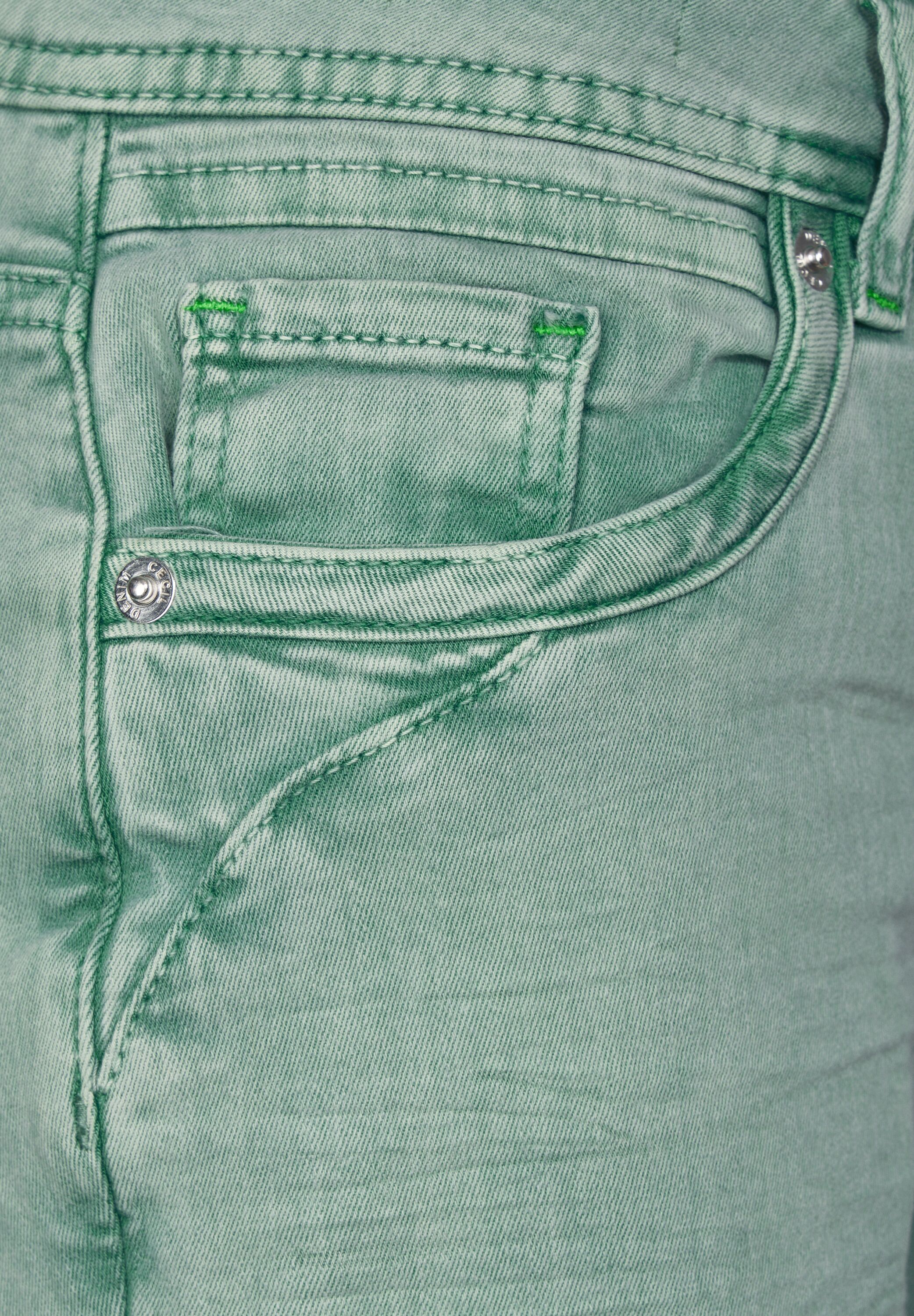 Casual Fit Jeans