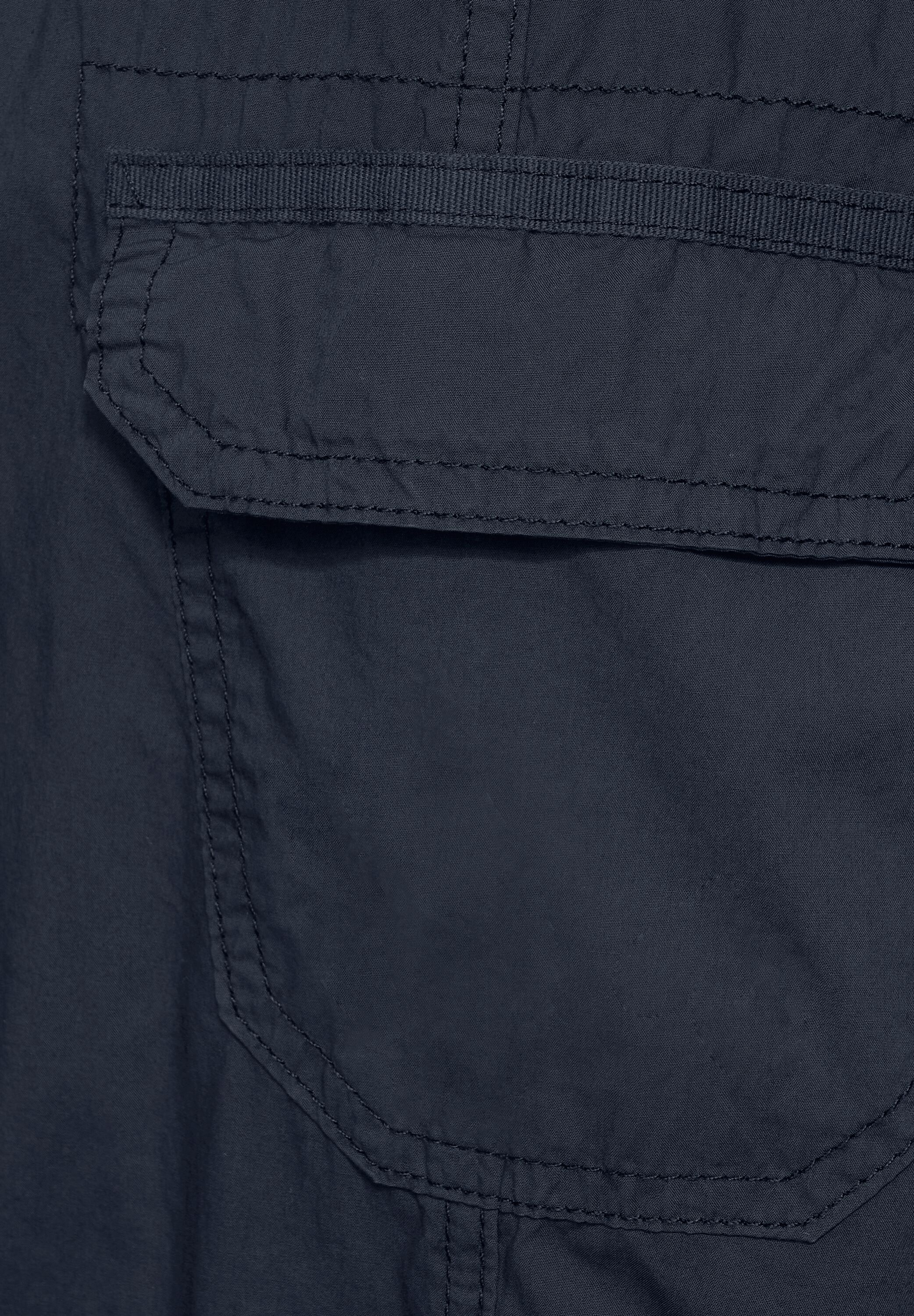 Loose Fit Shorts in Unifarbe