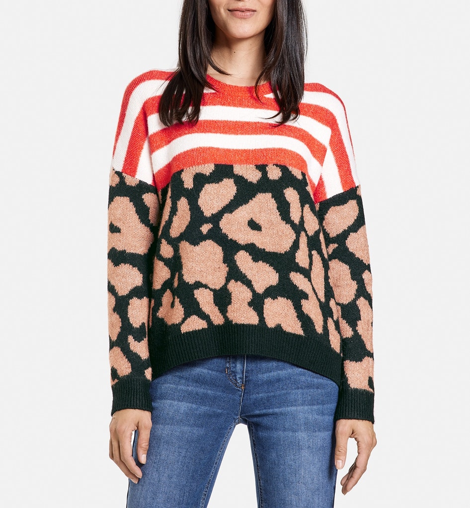 Pullover mit Mustermix