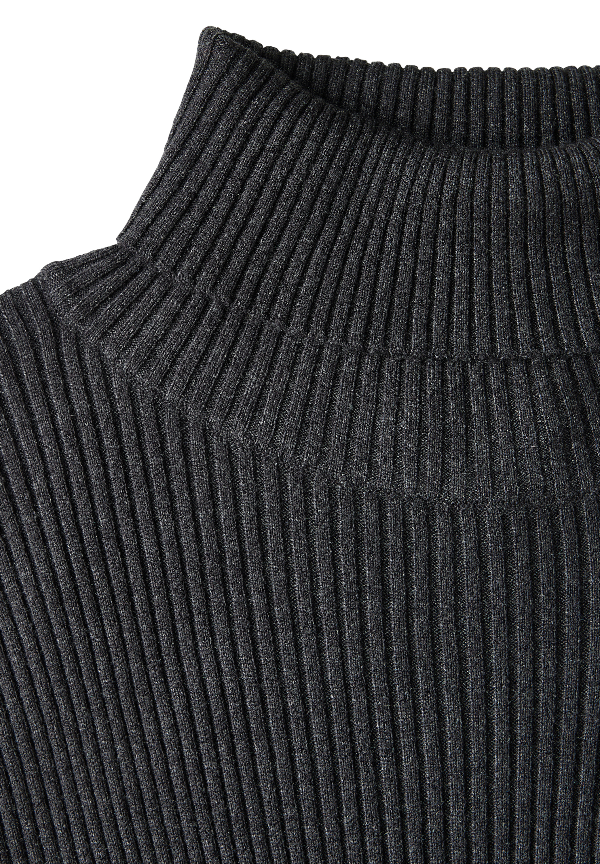 Basic Rollkragen-Pullover