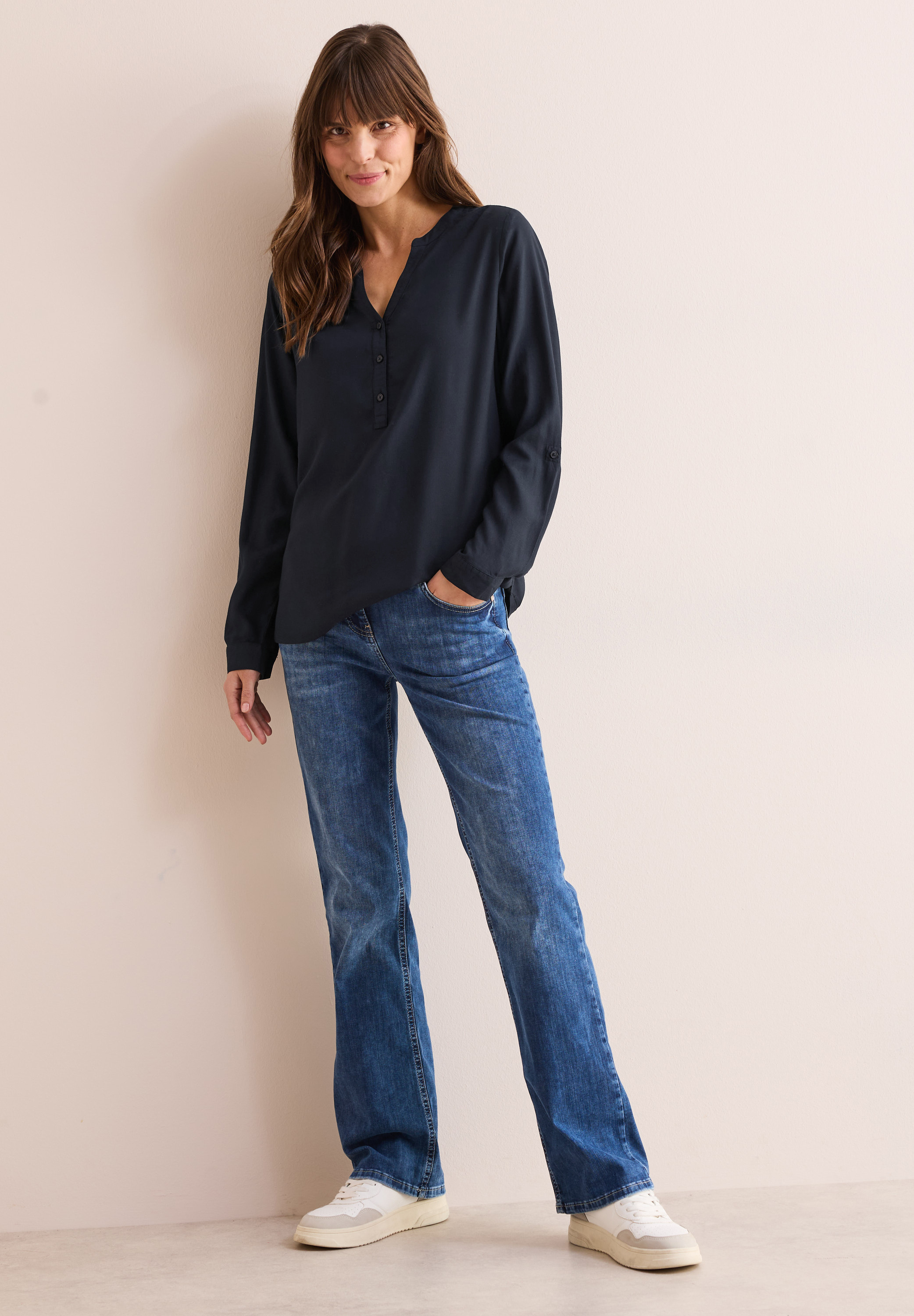 Bluse in Unifarbe