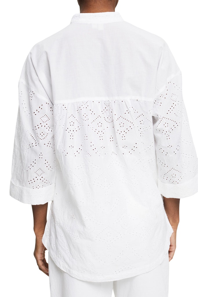 Oversize Bluse mit Lochspitze