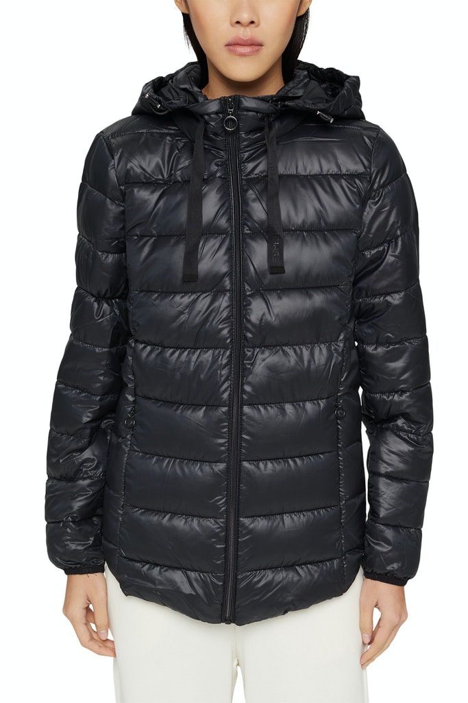 Recycelt: leichte Steppjacke mit Kapuze