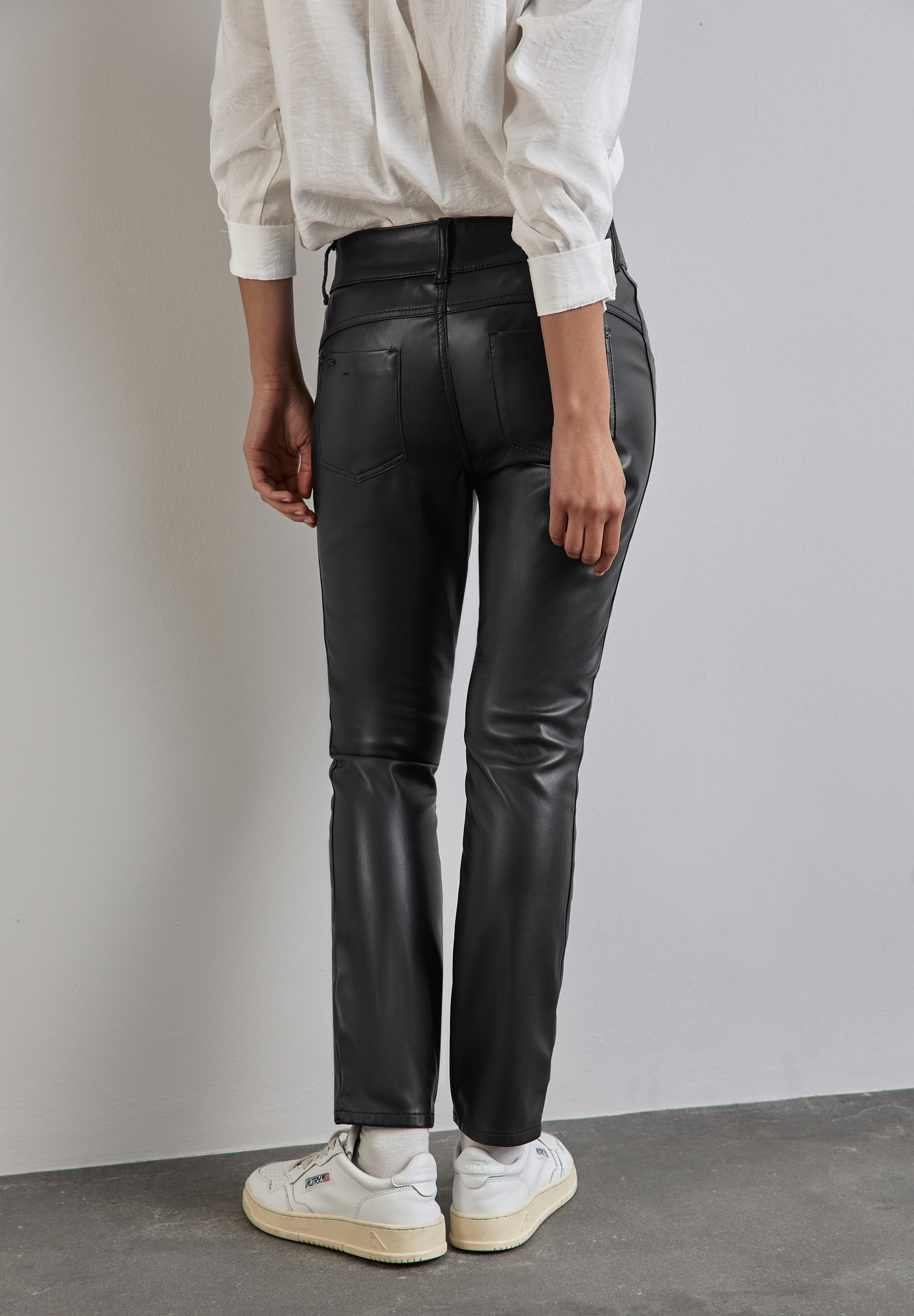 Beschichtete Hose