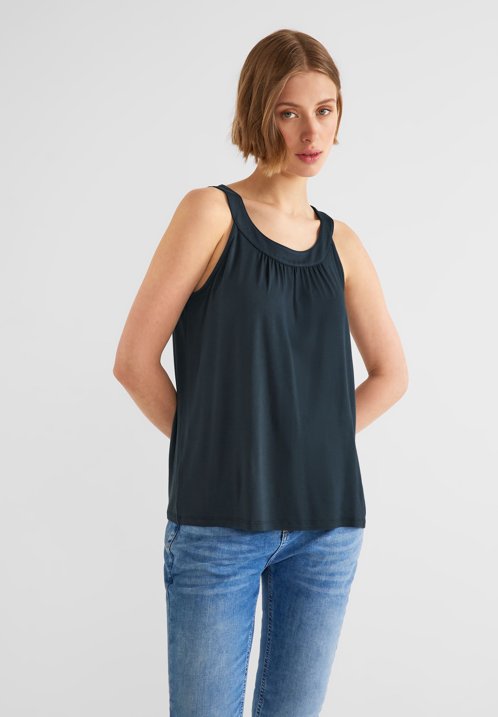 Top in Unifarbe