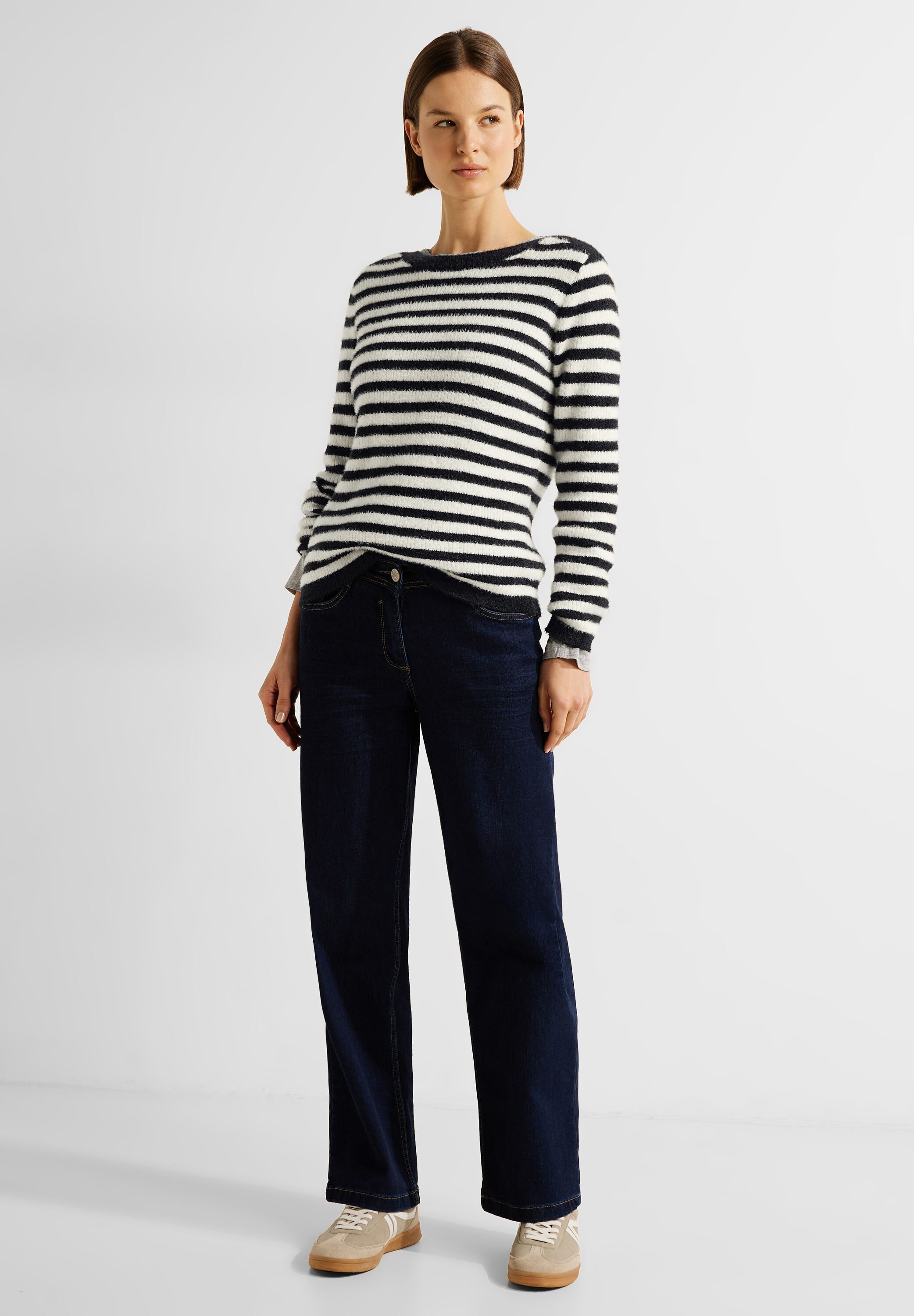 Federgarn Strickpullover